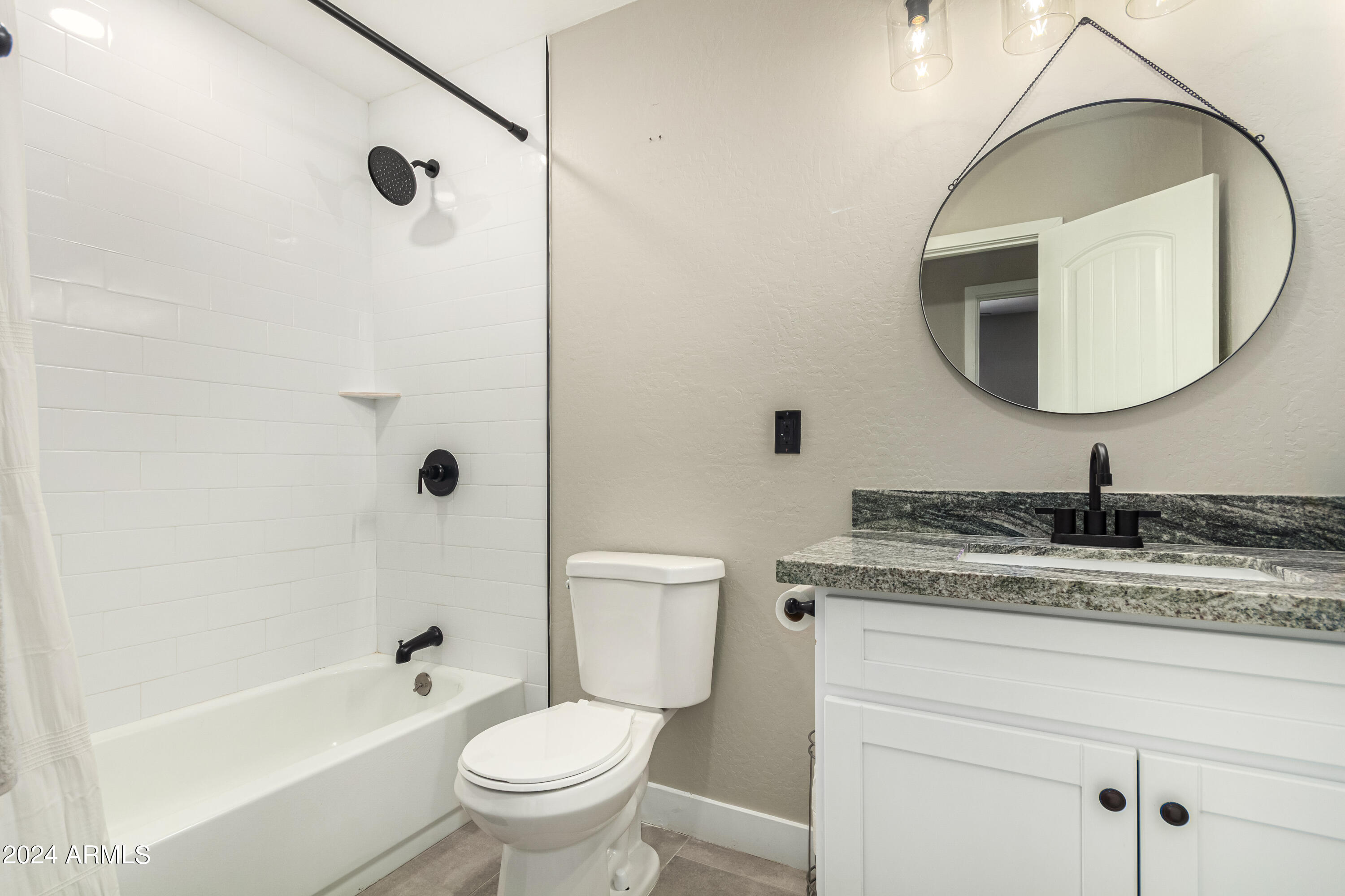 2514 N 49TH Place