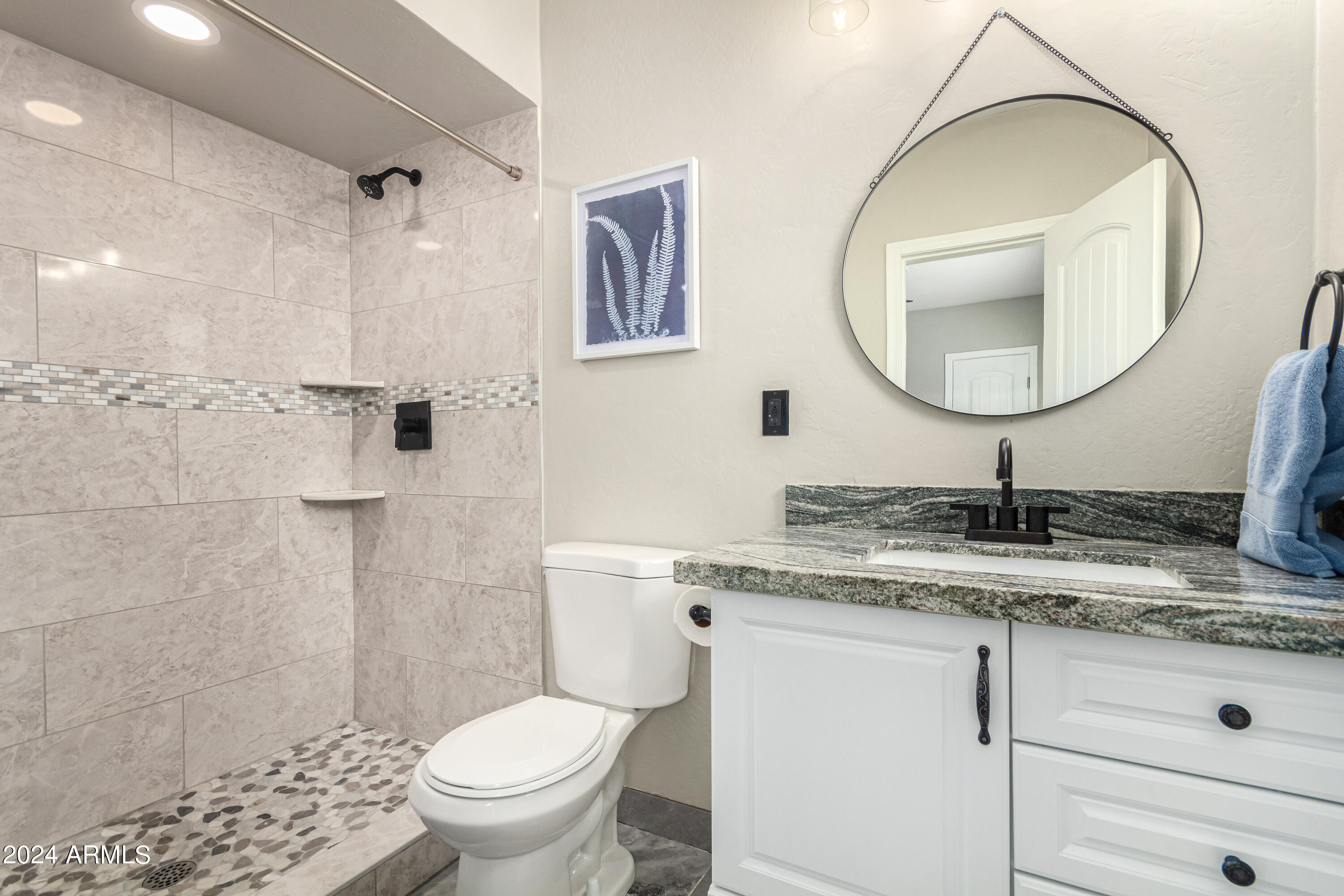 2514 N 49TH Place