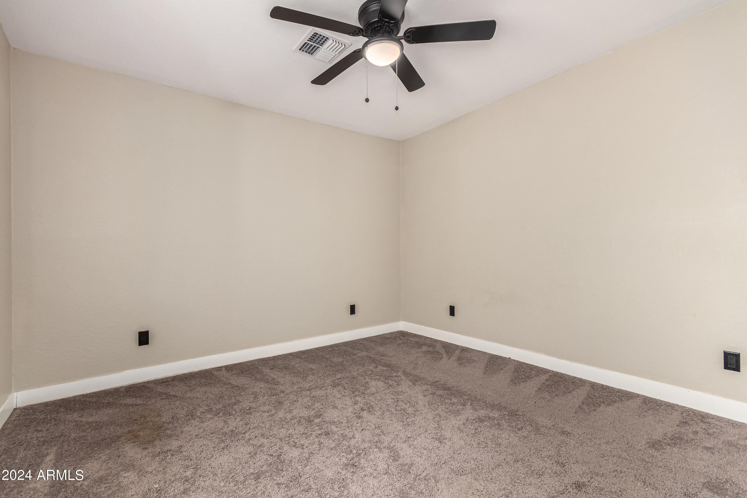 2514 N 49TH Place