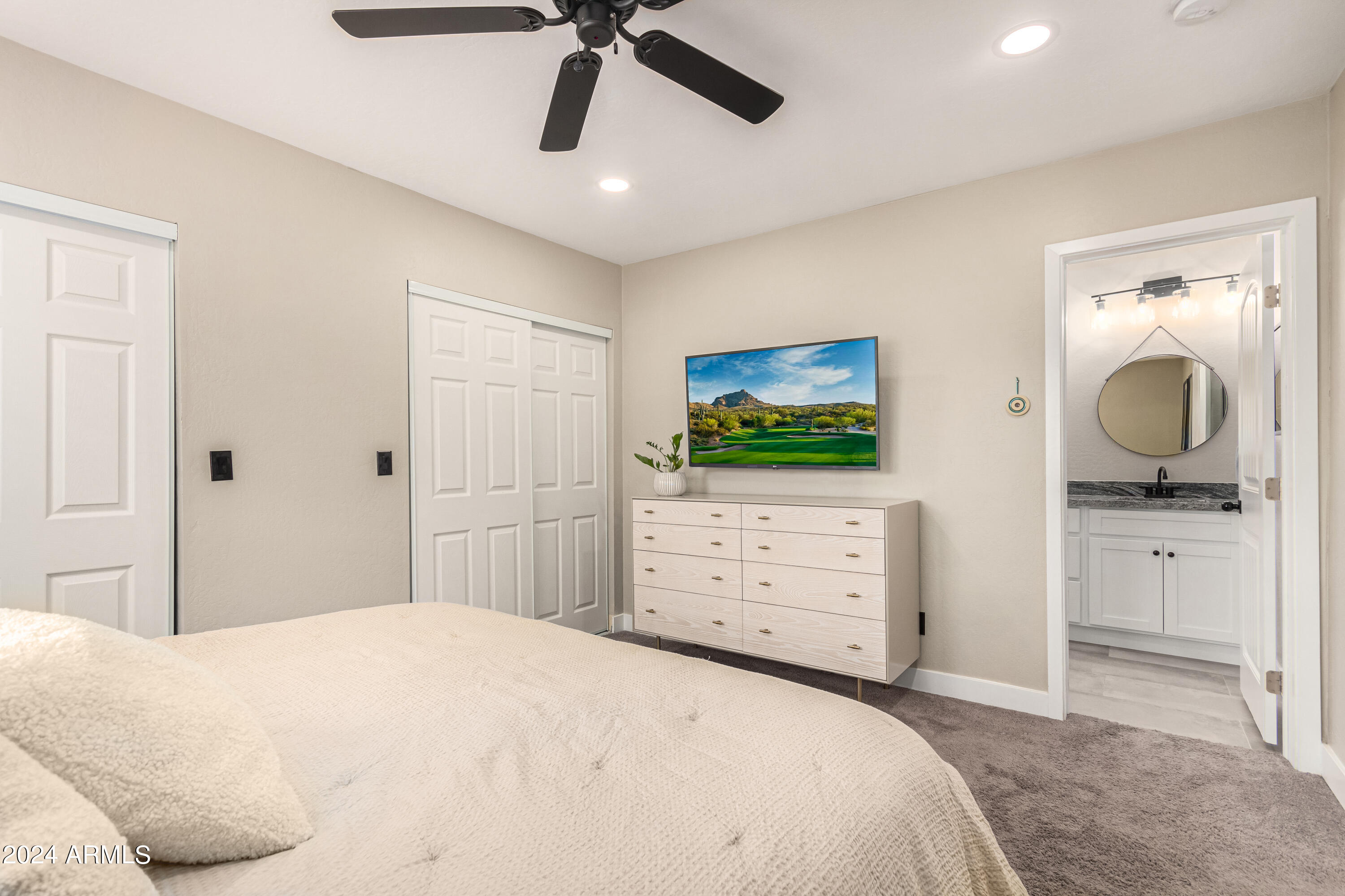 2514 N 49TH Place
