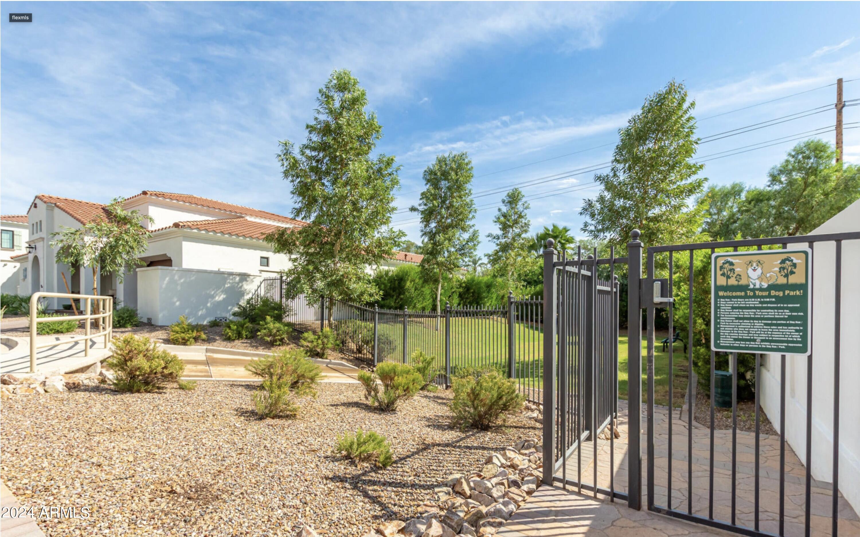3918 E CRITTENDEN Lane