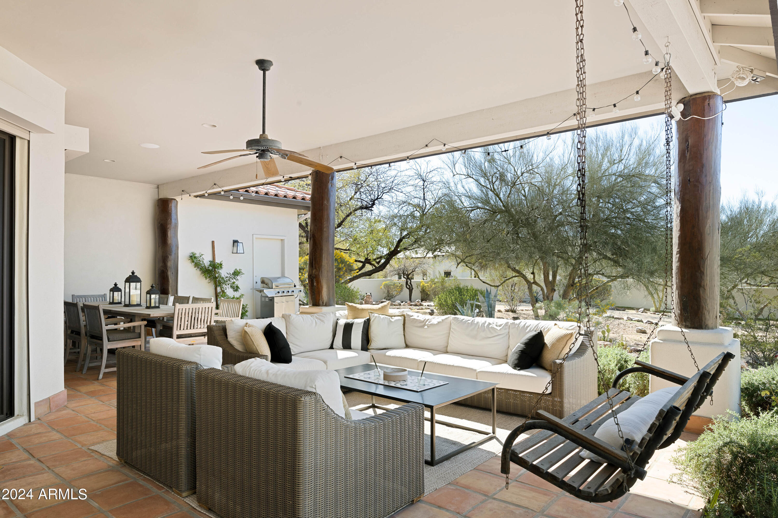 5518 N CAMELBACK CANYON Place