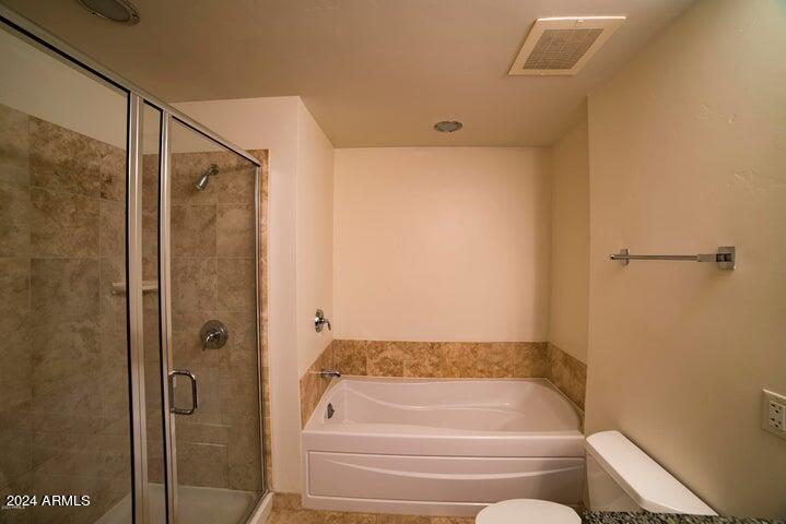 310 S 4TH Street, 802