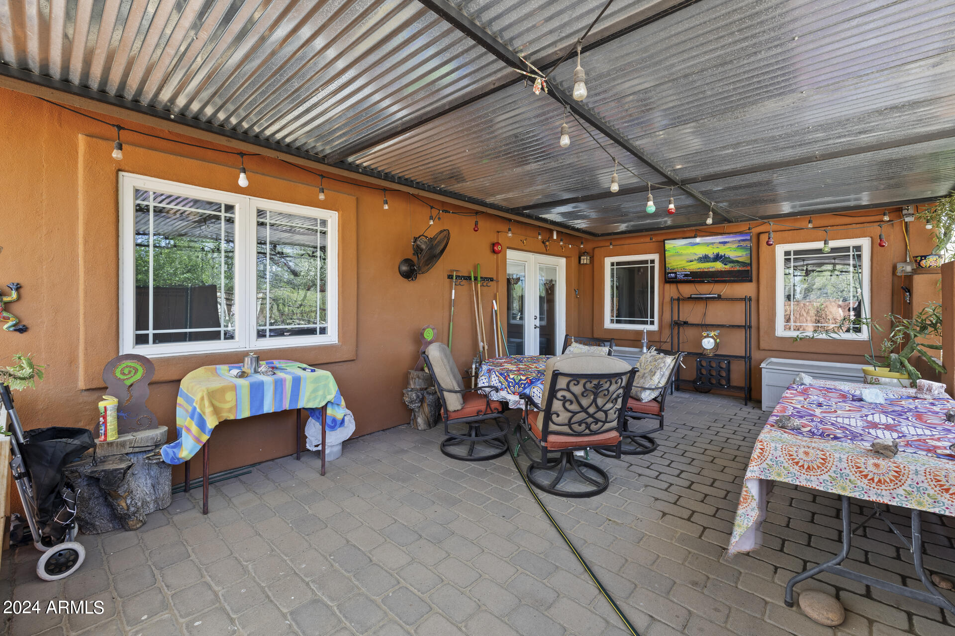 8109 E GARY Road