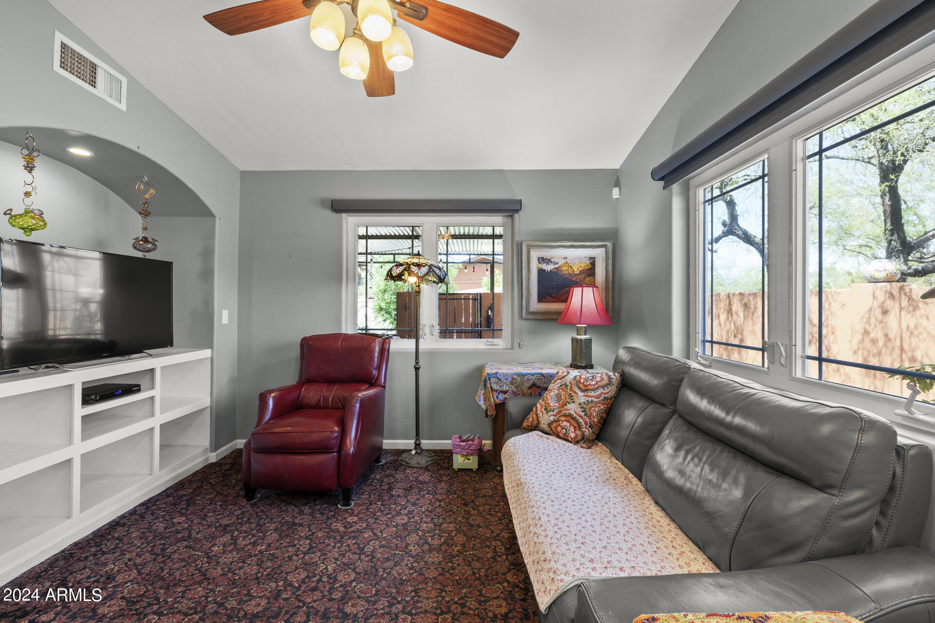 8109 E GARY Road