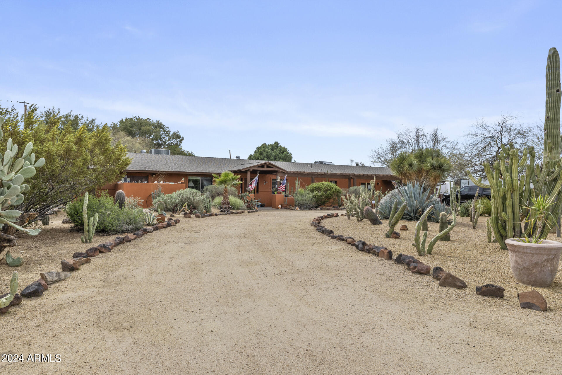 8109 E GARY Road