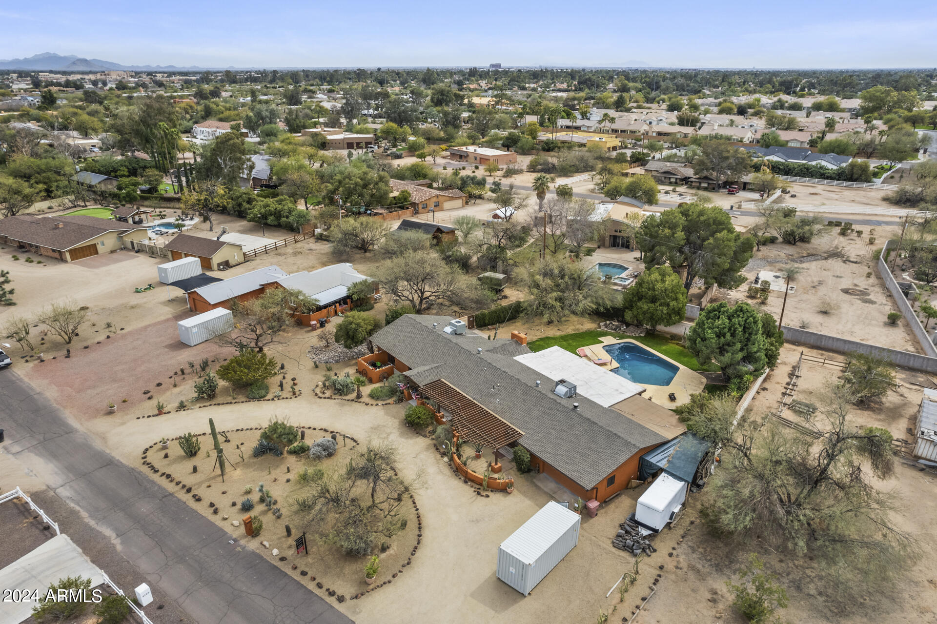 8109 E GARY Road