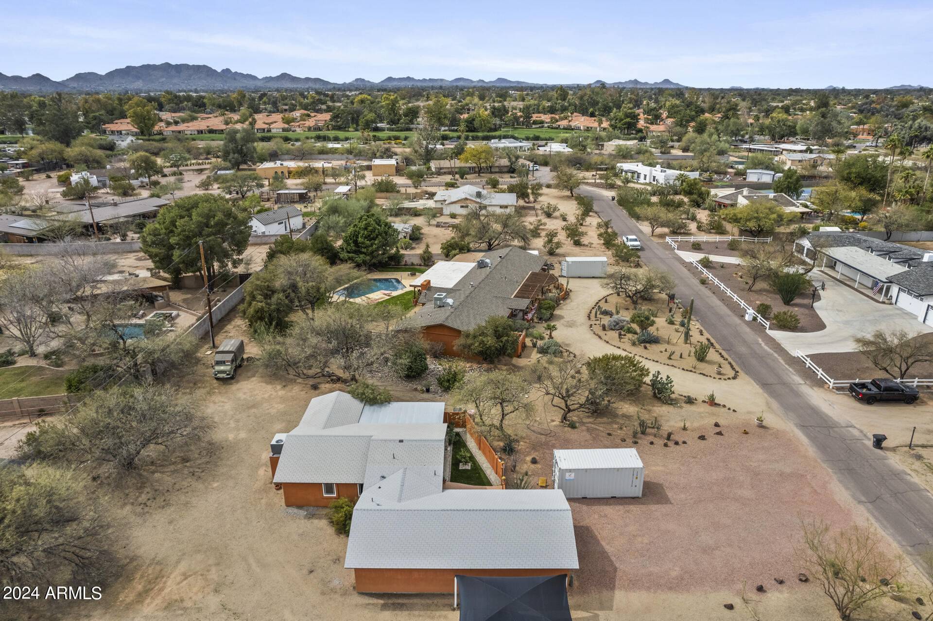 8109 E GARY Road