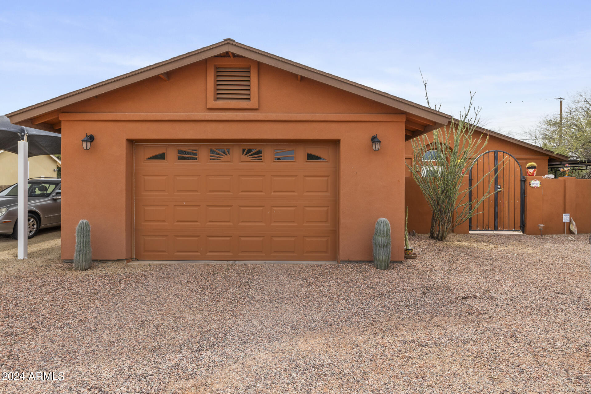 8109 E GARY Road