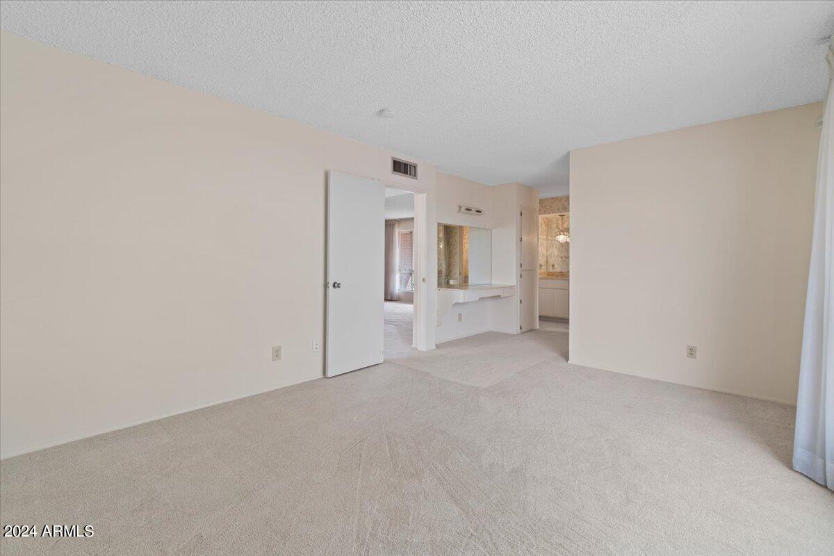 2416 E PIESTEWA PEAK Drive