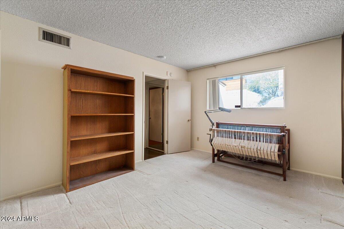 2416 E PIESTEWA PEAK Drive