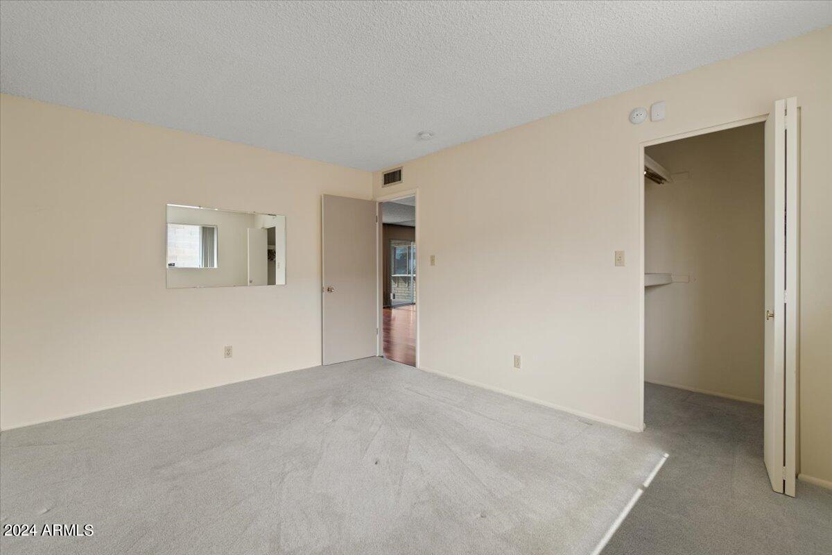 2416 E PIESTEWA PEAK Drive