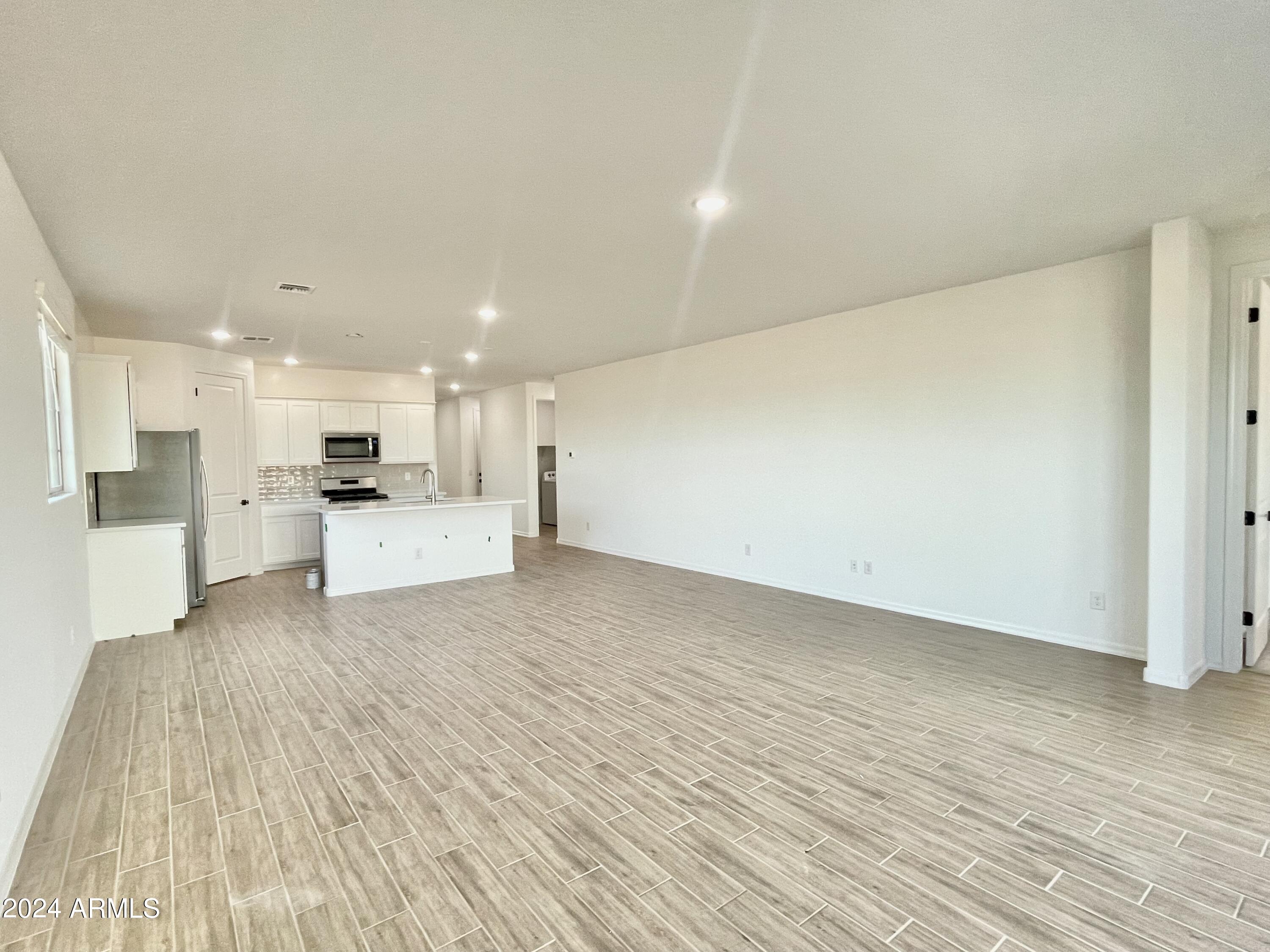 22956 E LORDS Way