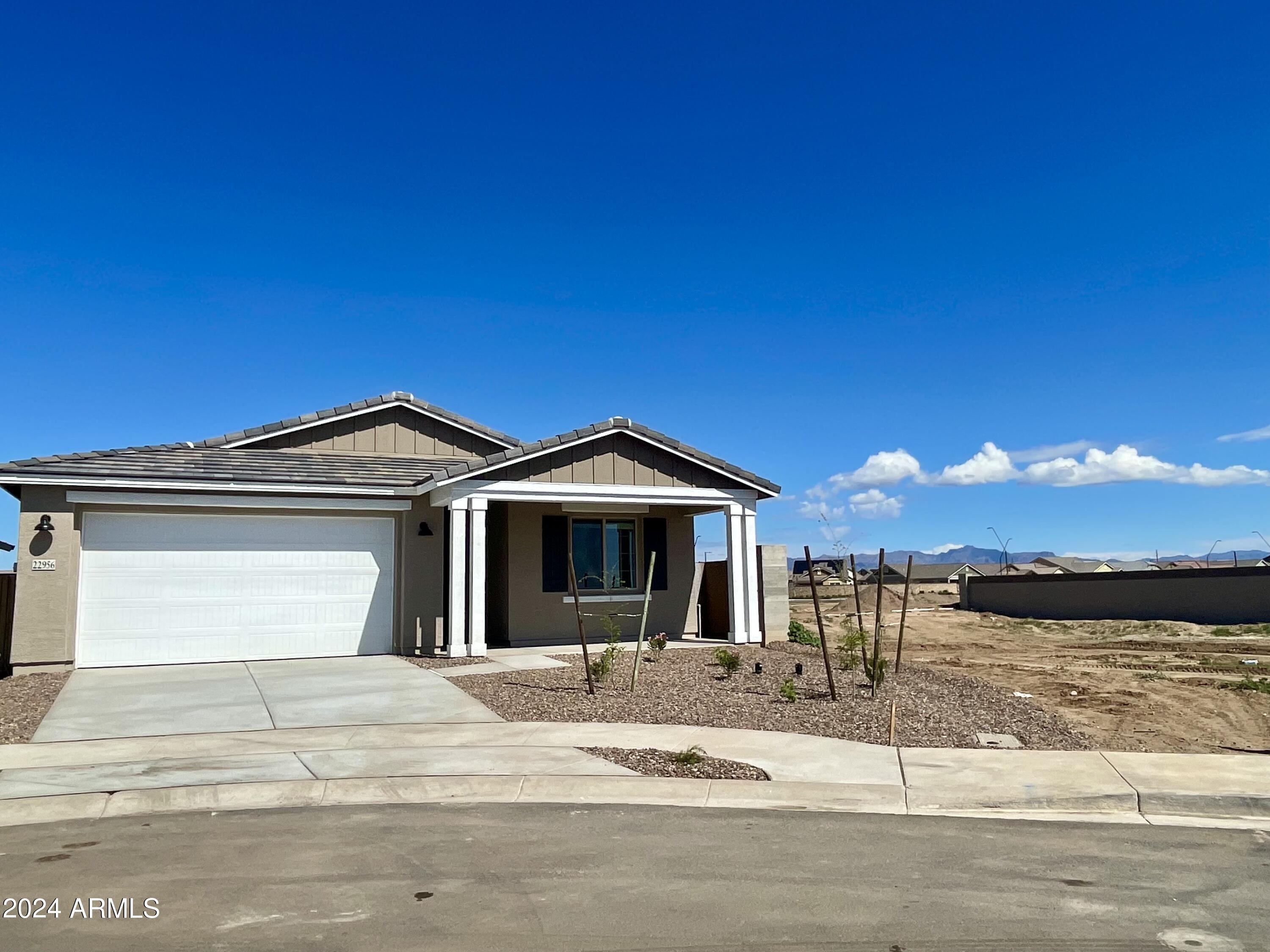 22956 E LORDS Way
