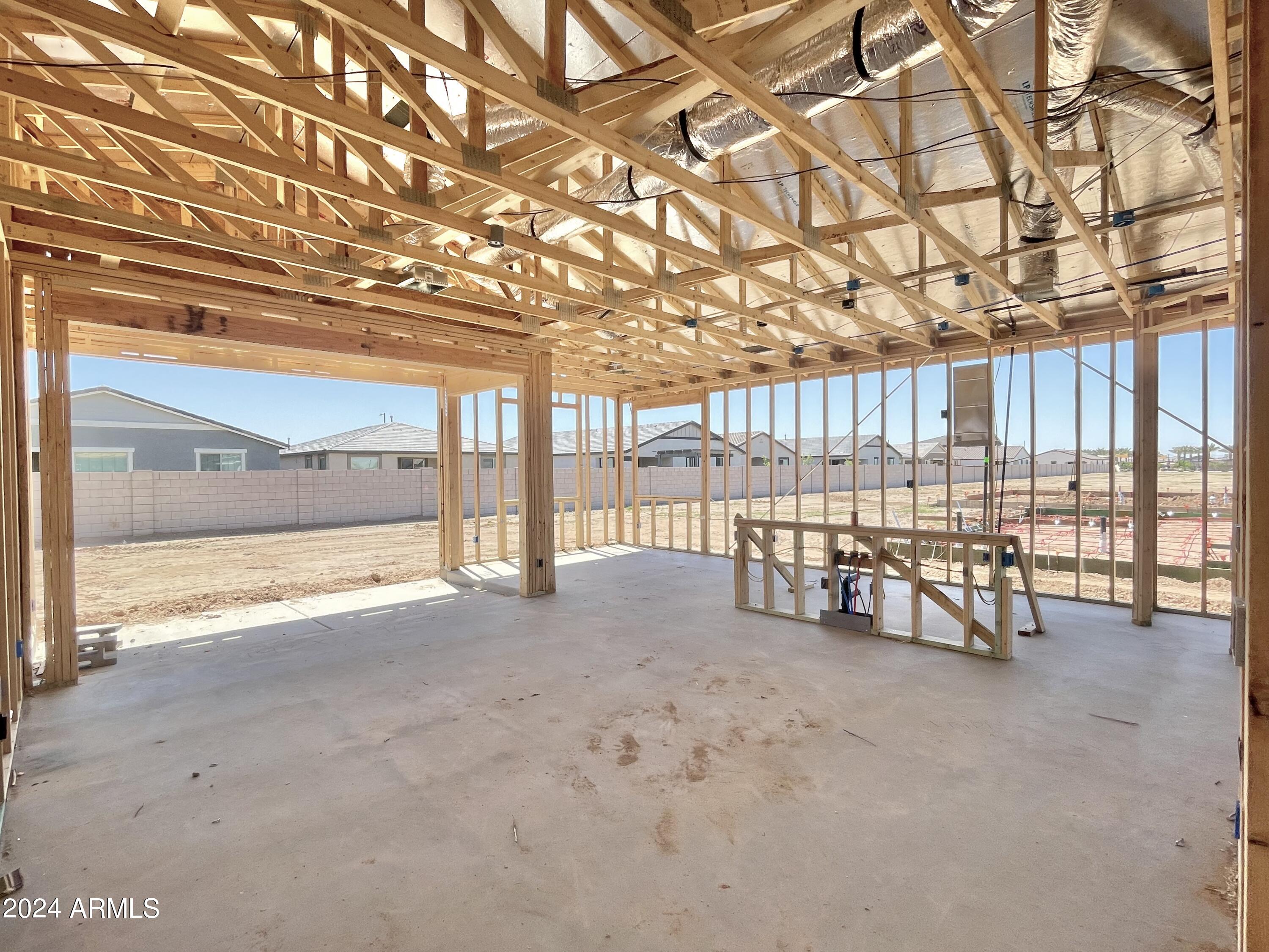 22929 E ROUNDUP Way