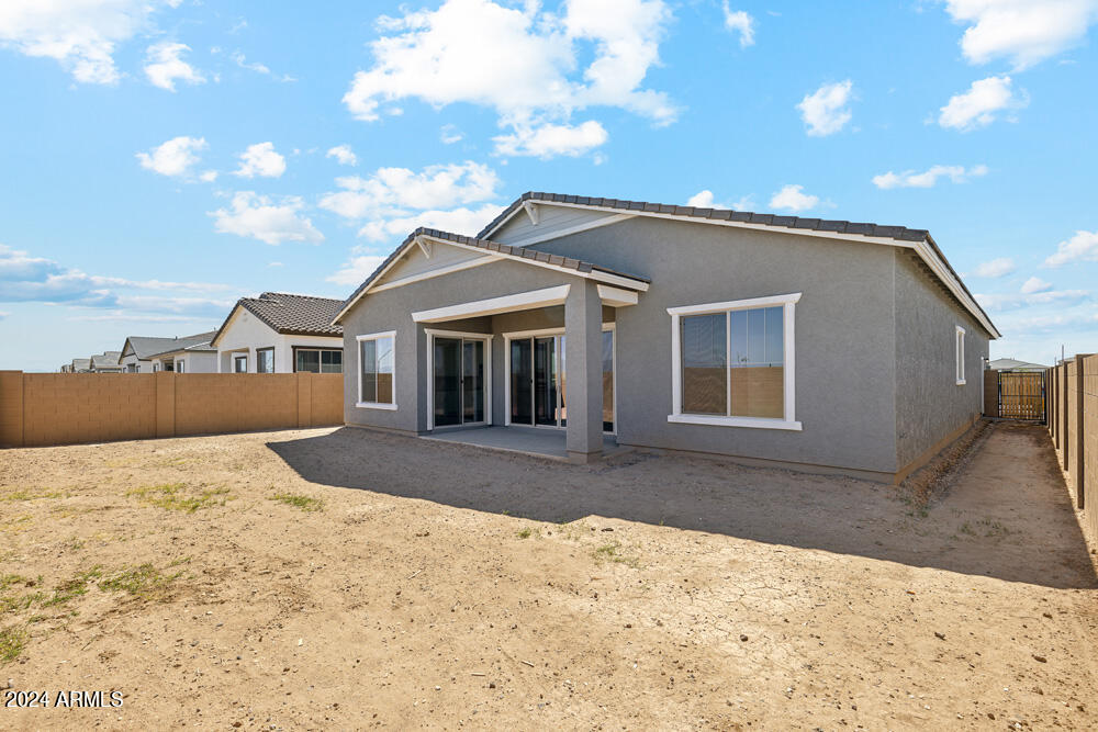 22612 E LORDS Way