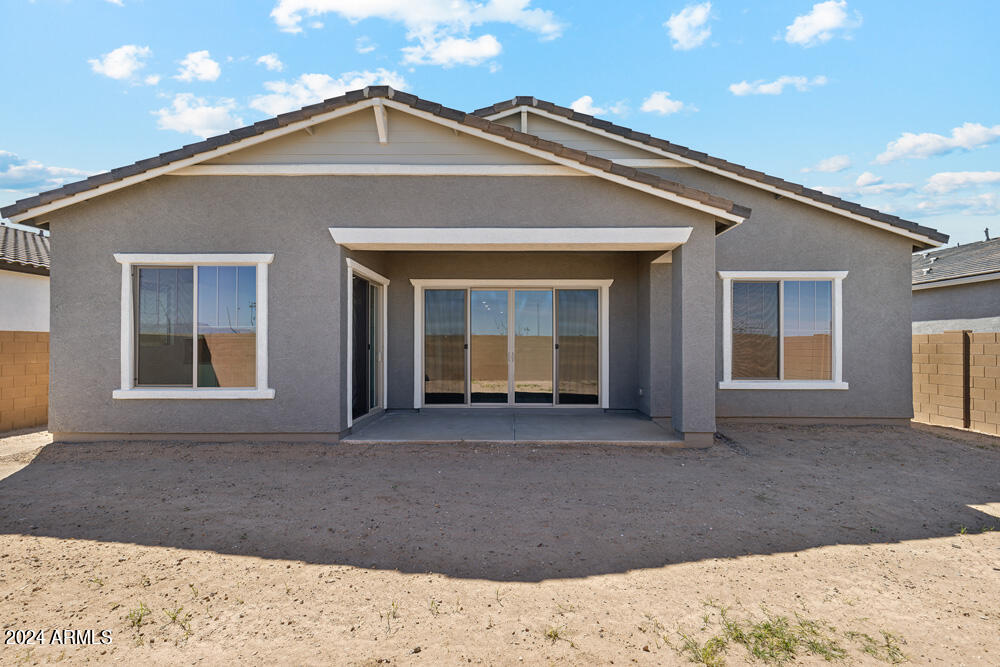 22612 E LORDS Way