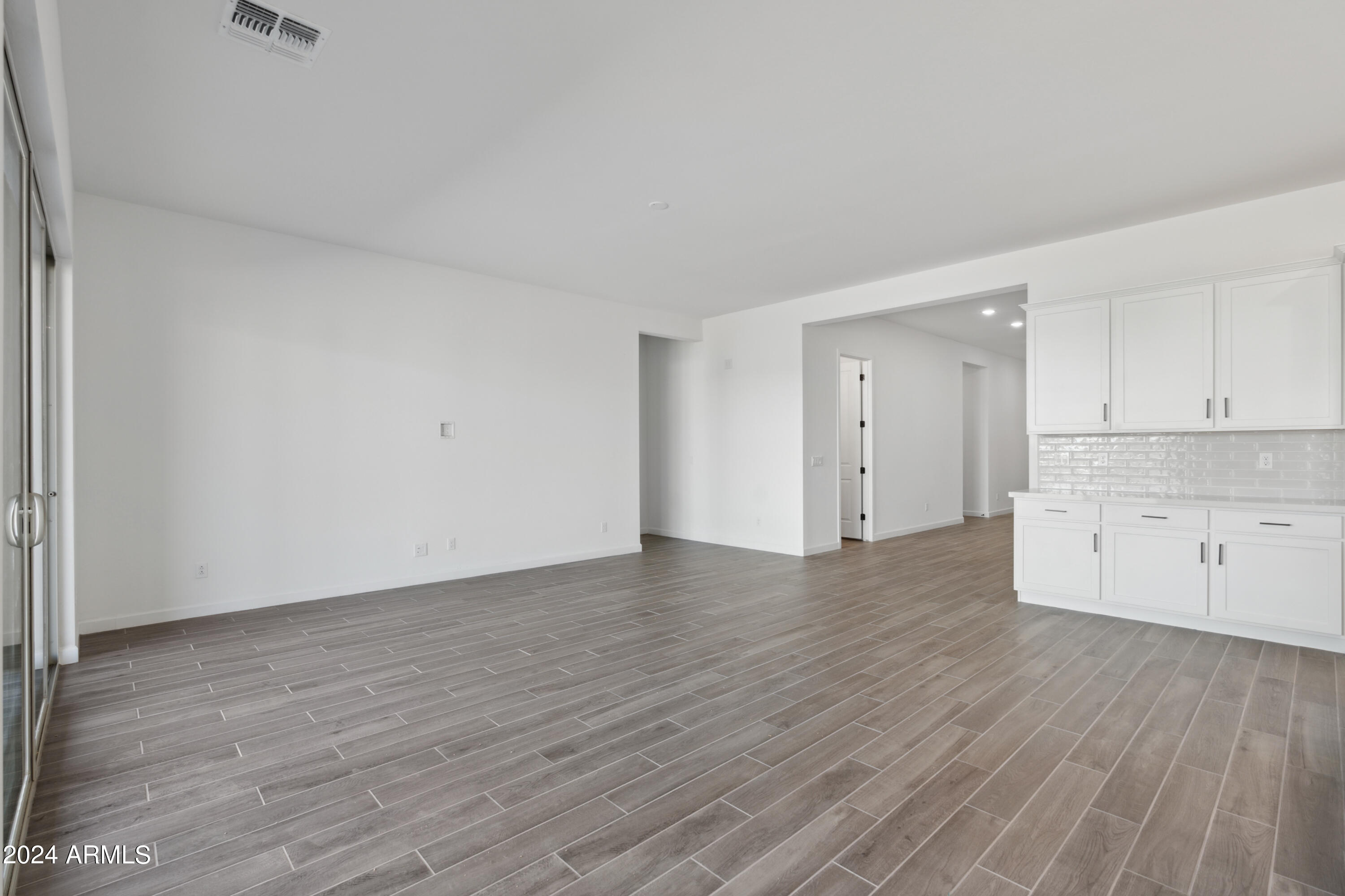22626 E ROUNDUP Way