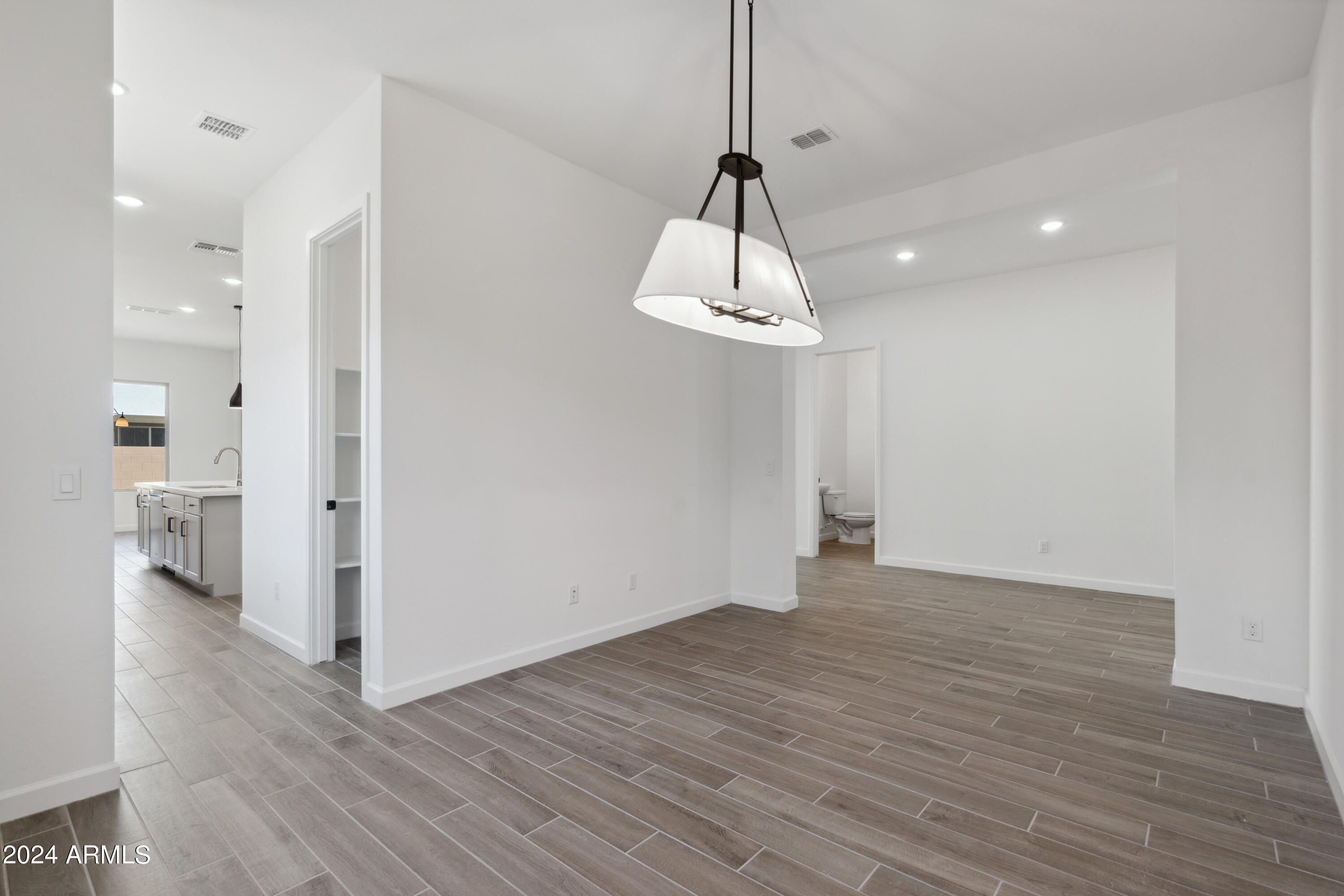 22626 E ROUNDUP Way