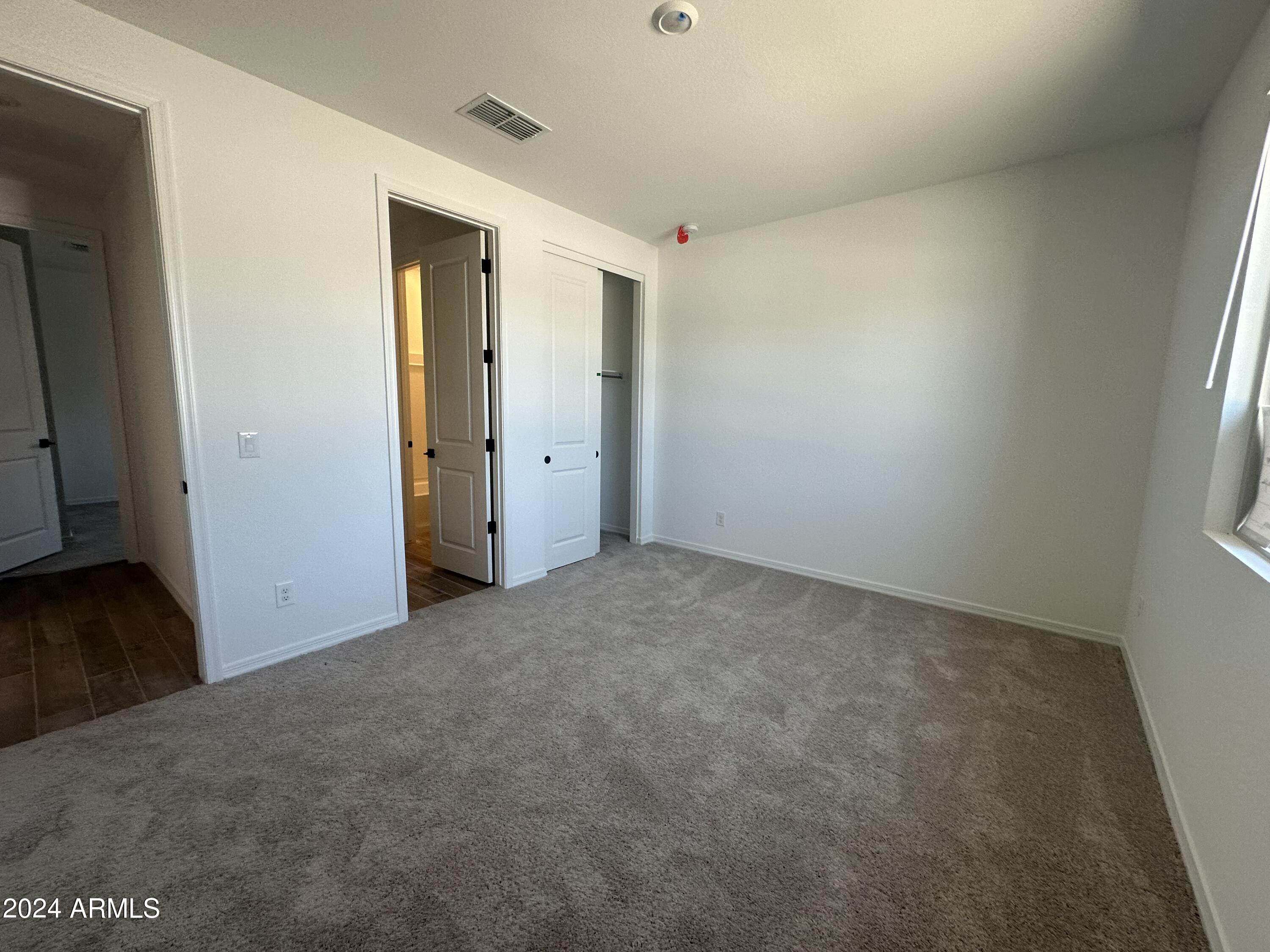 2657 E HOLLYWOOD IKE Avenue