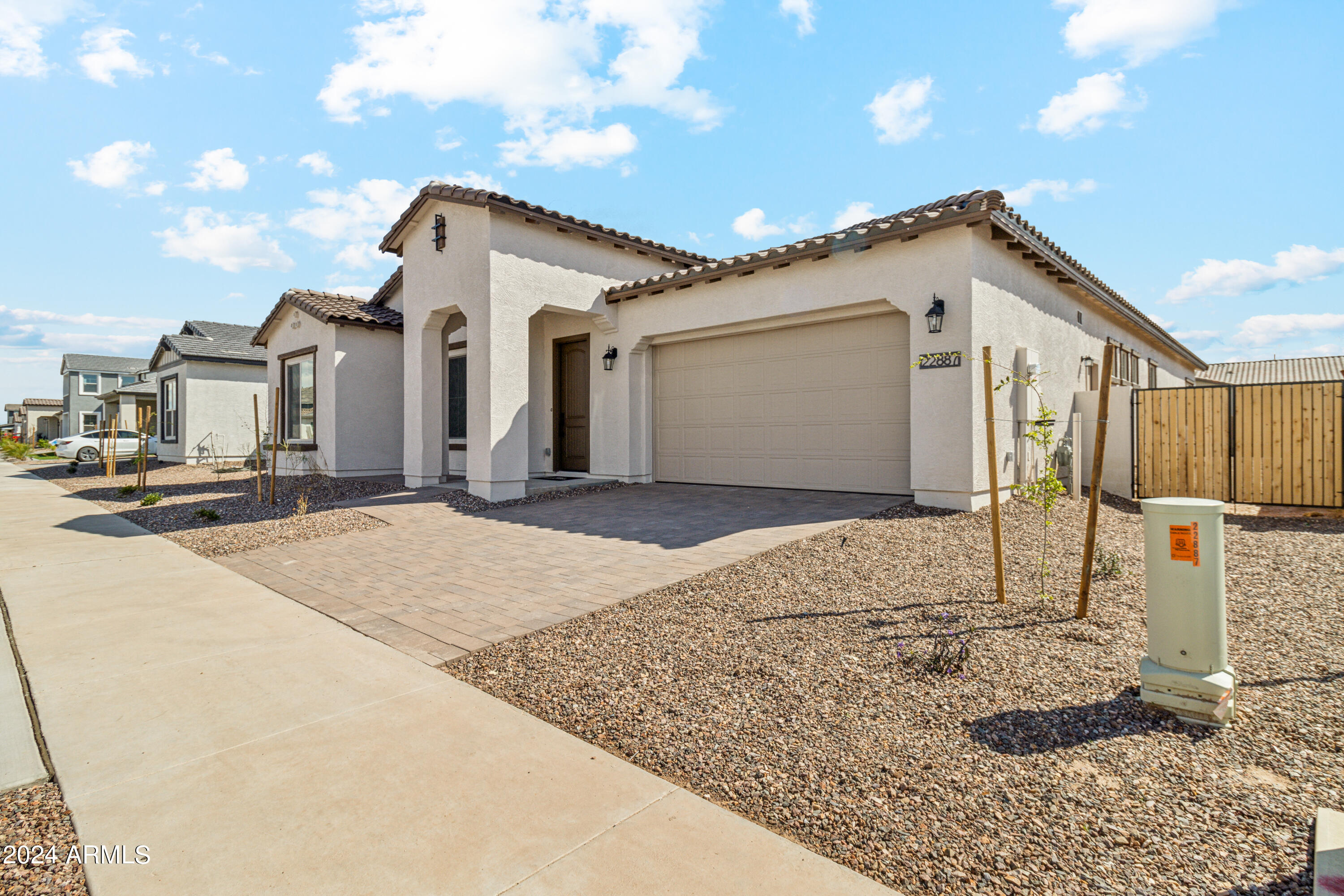 22887 E NIGHTINGALE Road