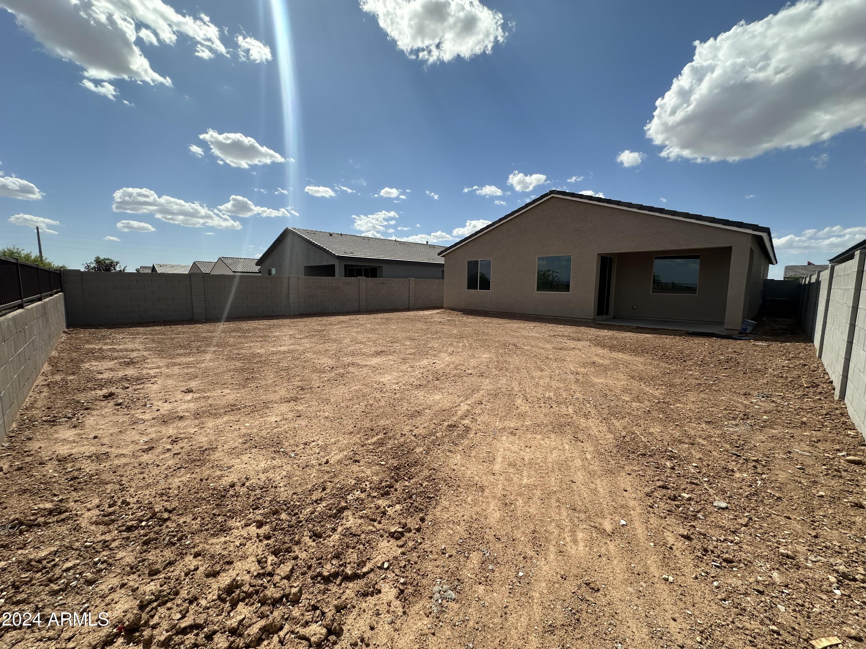 3433 E REBEL Lane