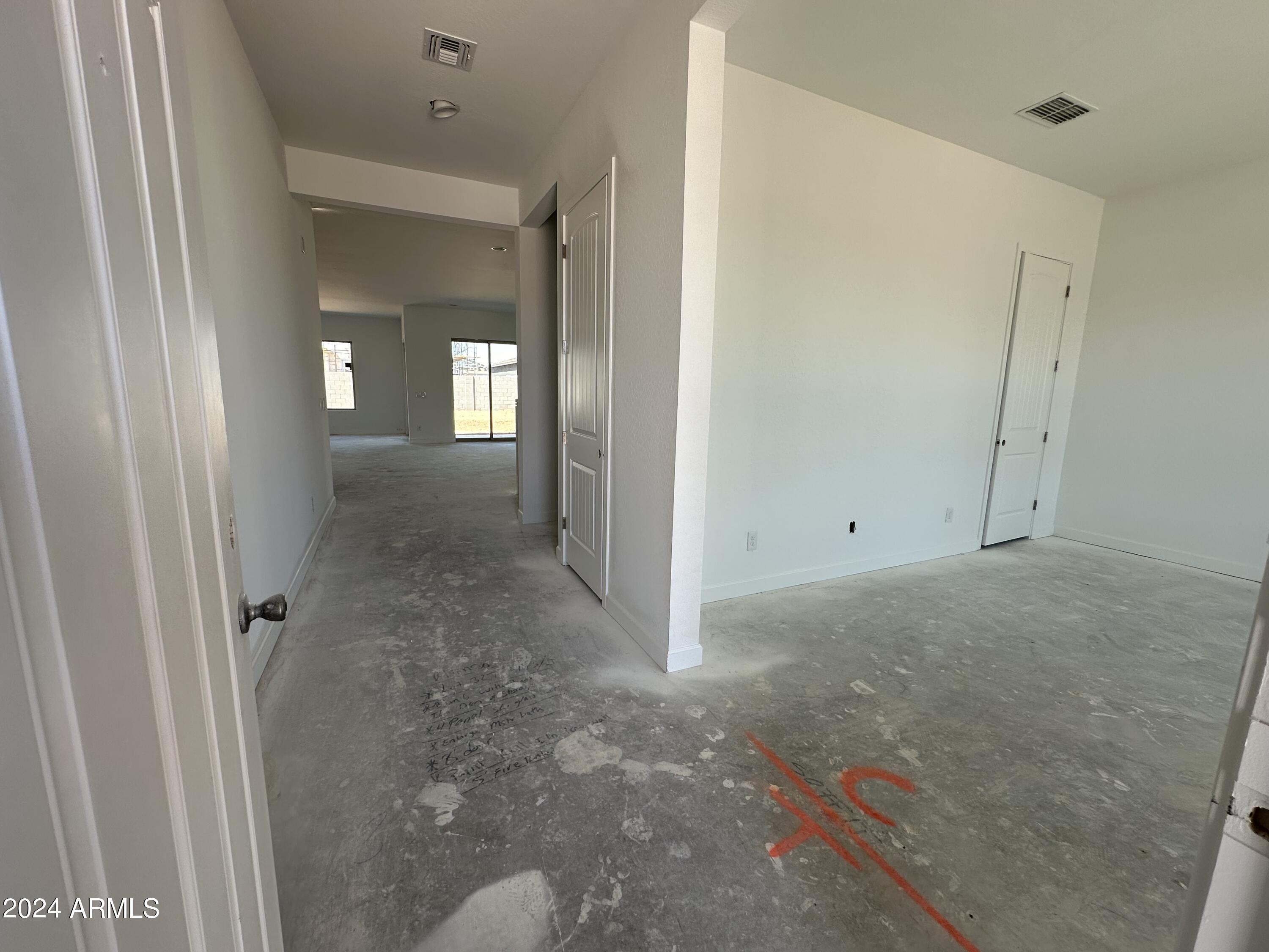 11522 E UTOPIA Avenue