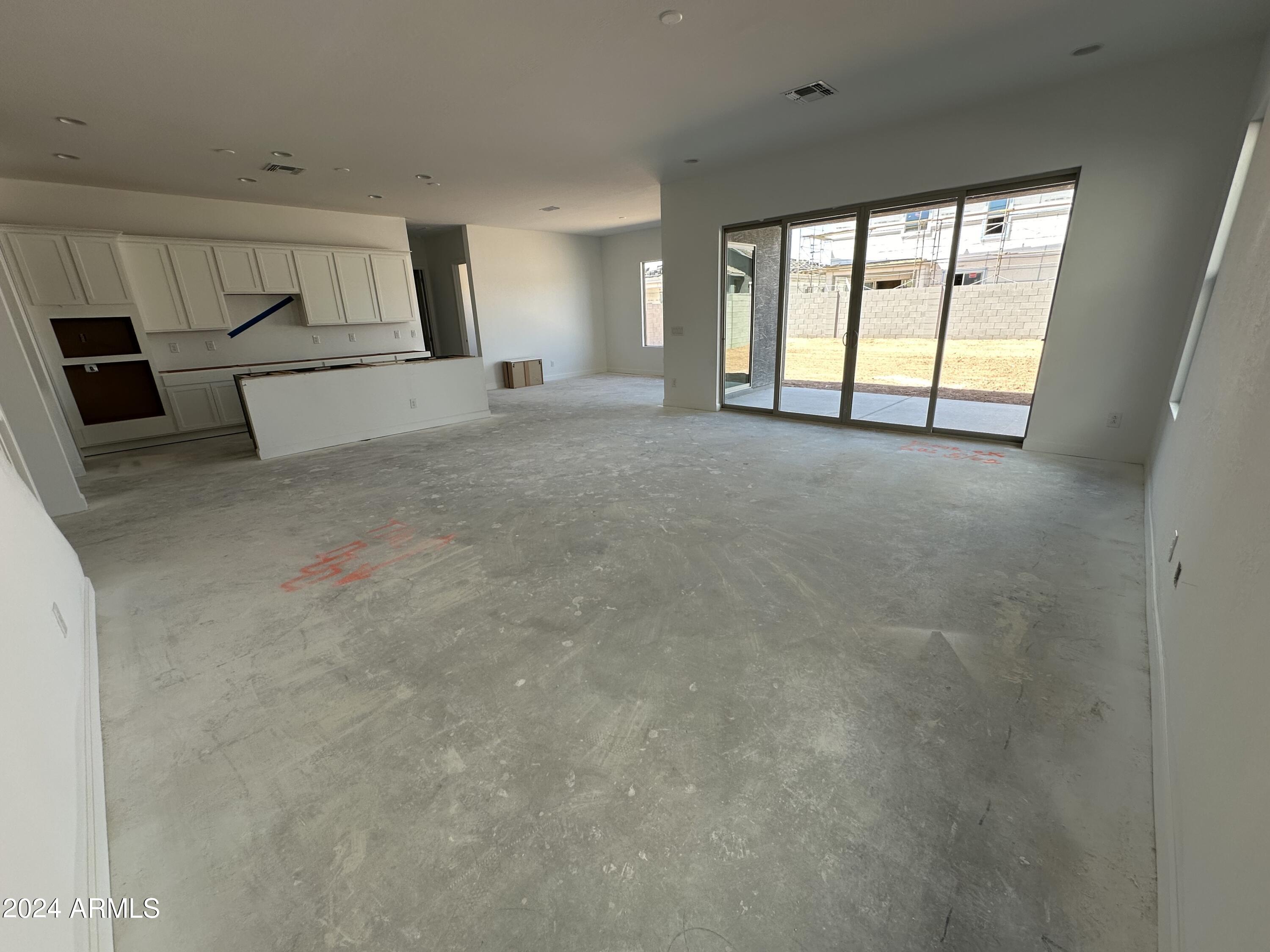 11522 E UTOPIA Avenue