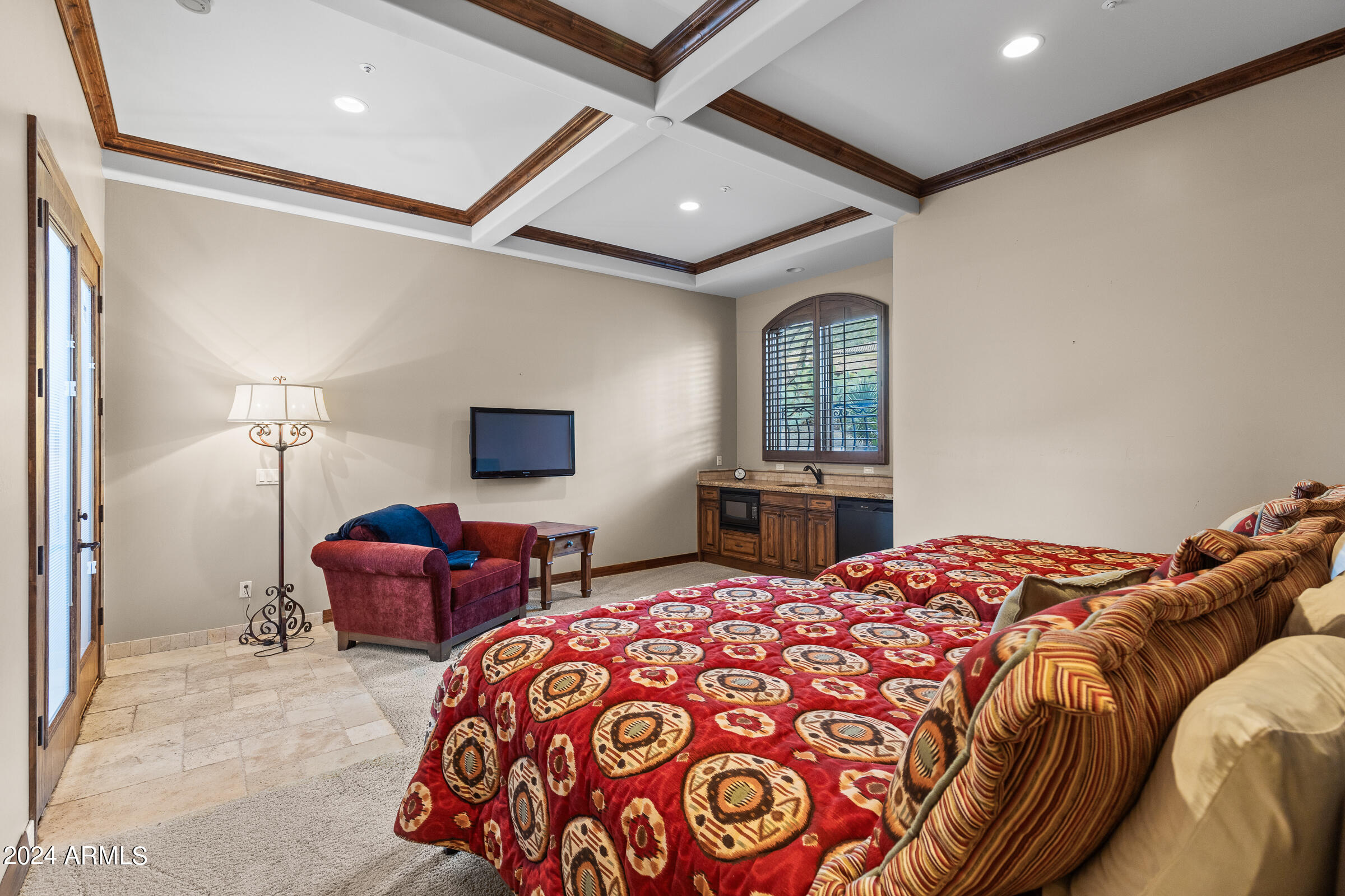 4320 N DIAMOND POINT Circle