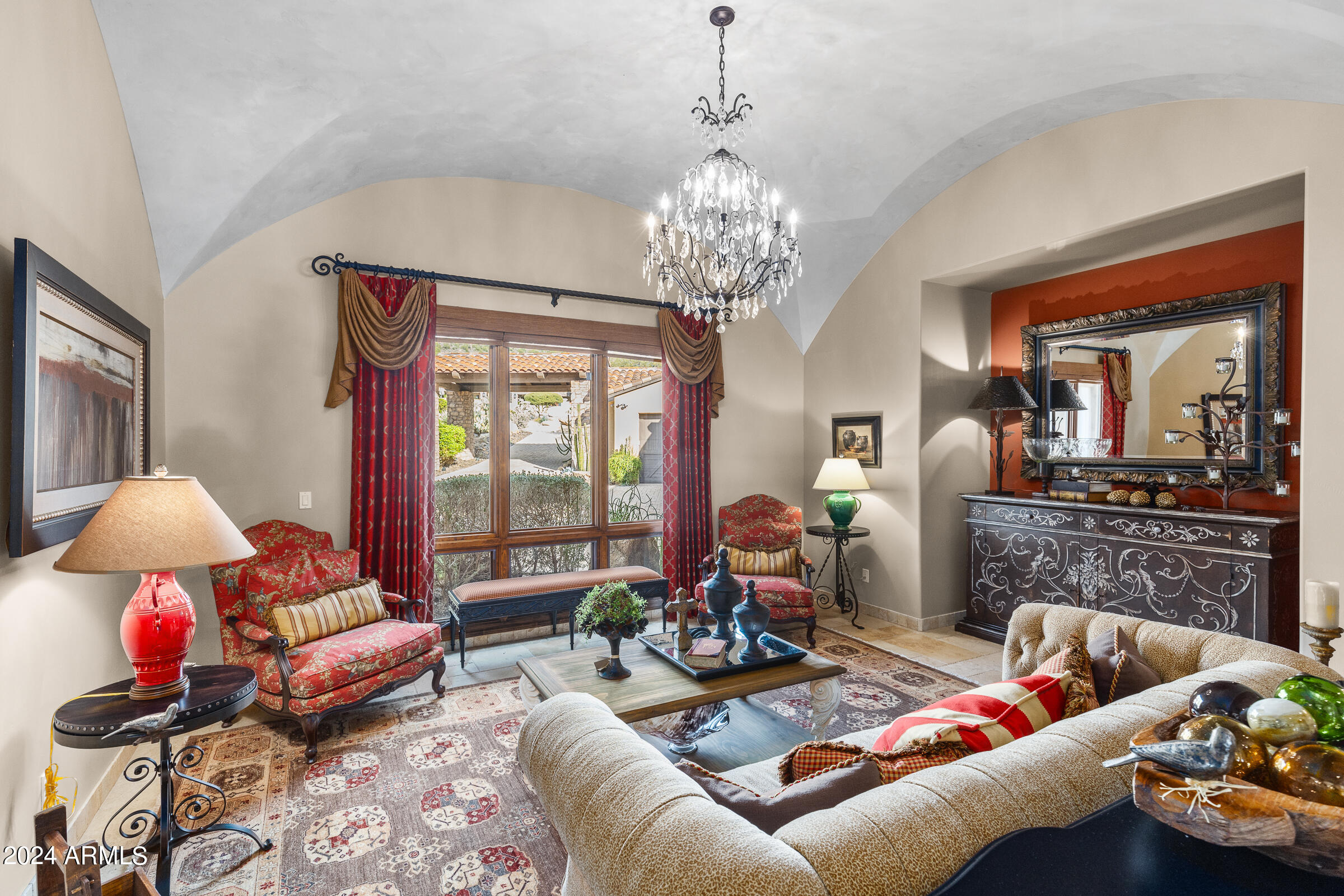 4320 N DIAMOND POINT Circle