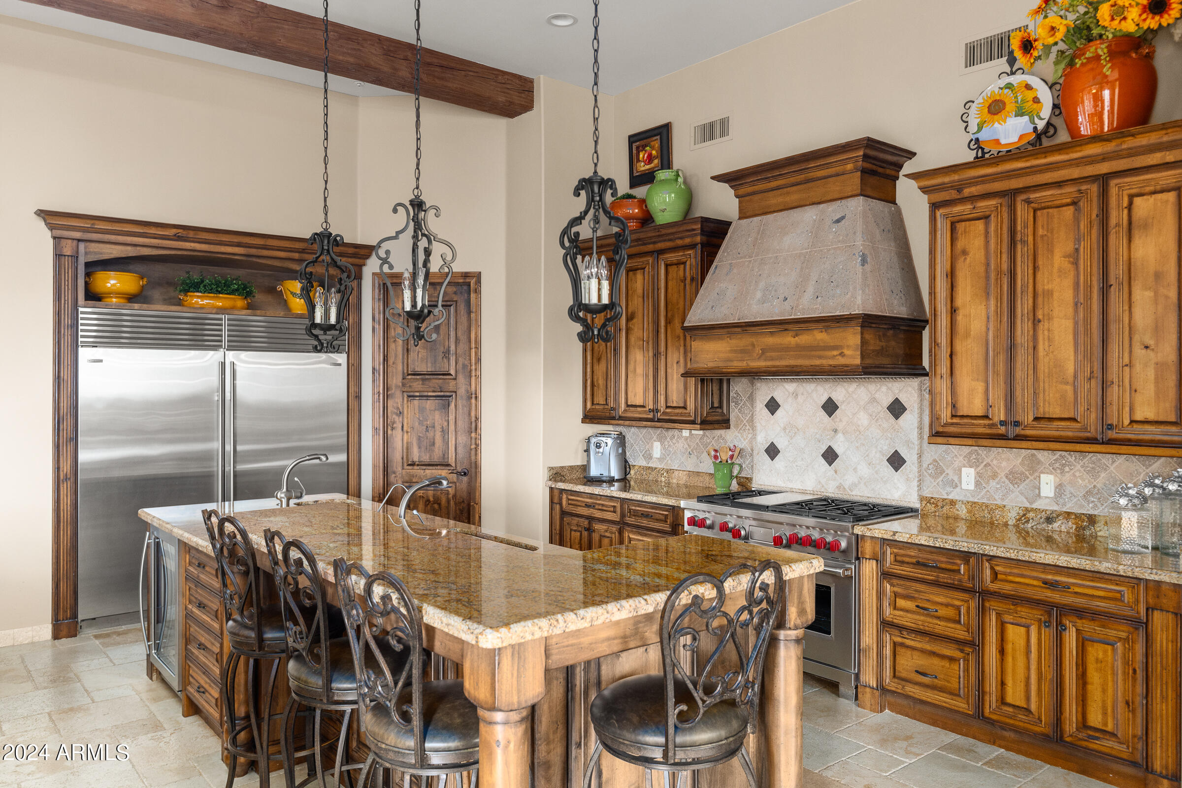 4320 N DIAMOND POINT Circle