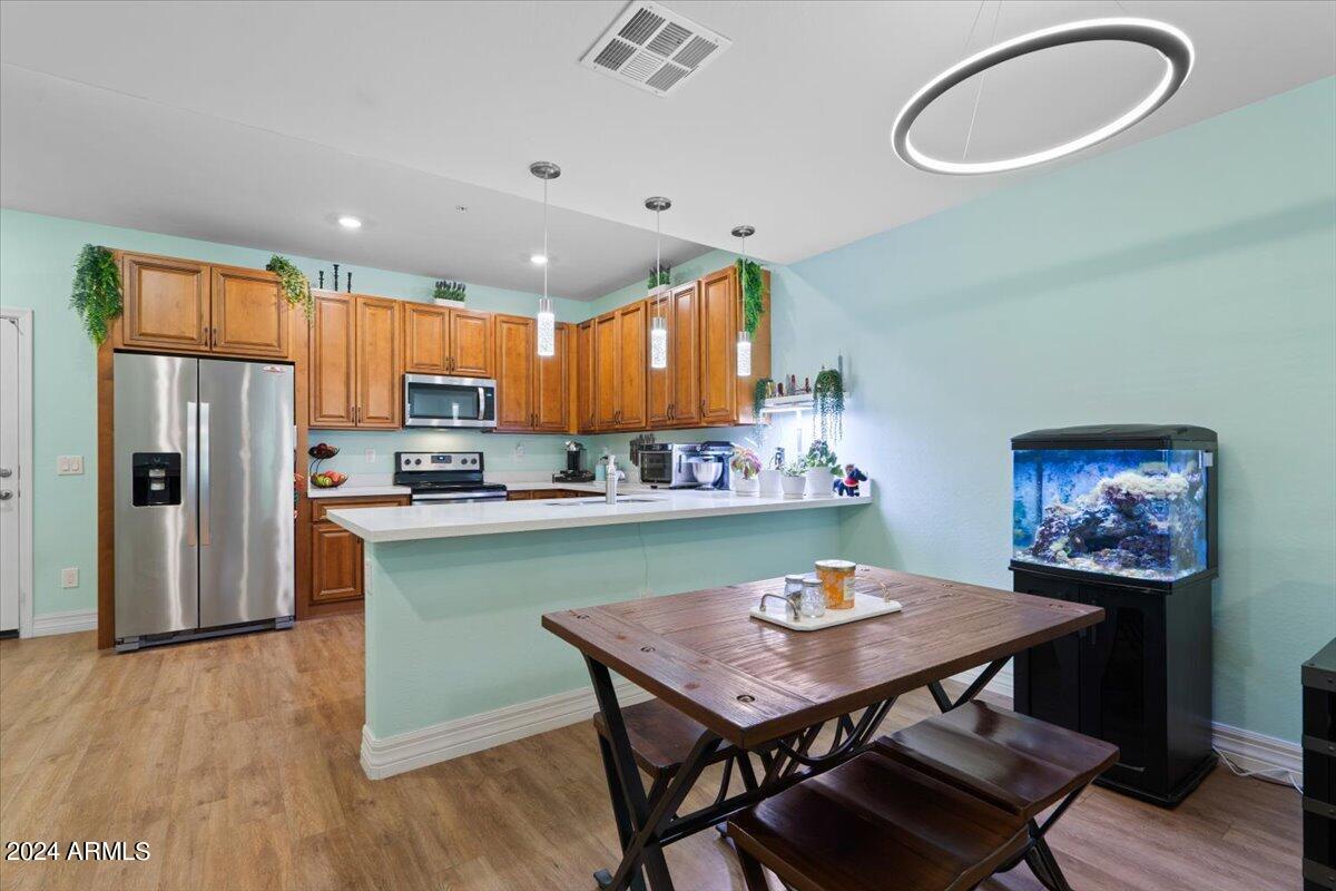 2821 S SKYLINE Drive, 115