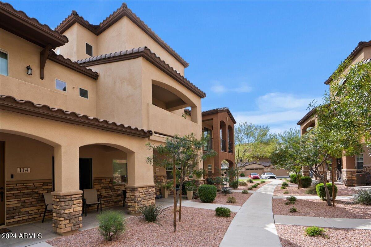 2821 S SKYLINE Drive, 115