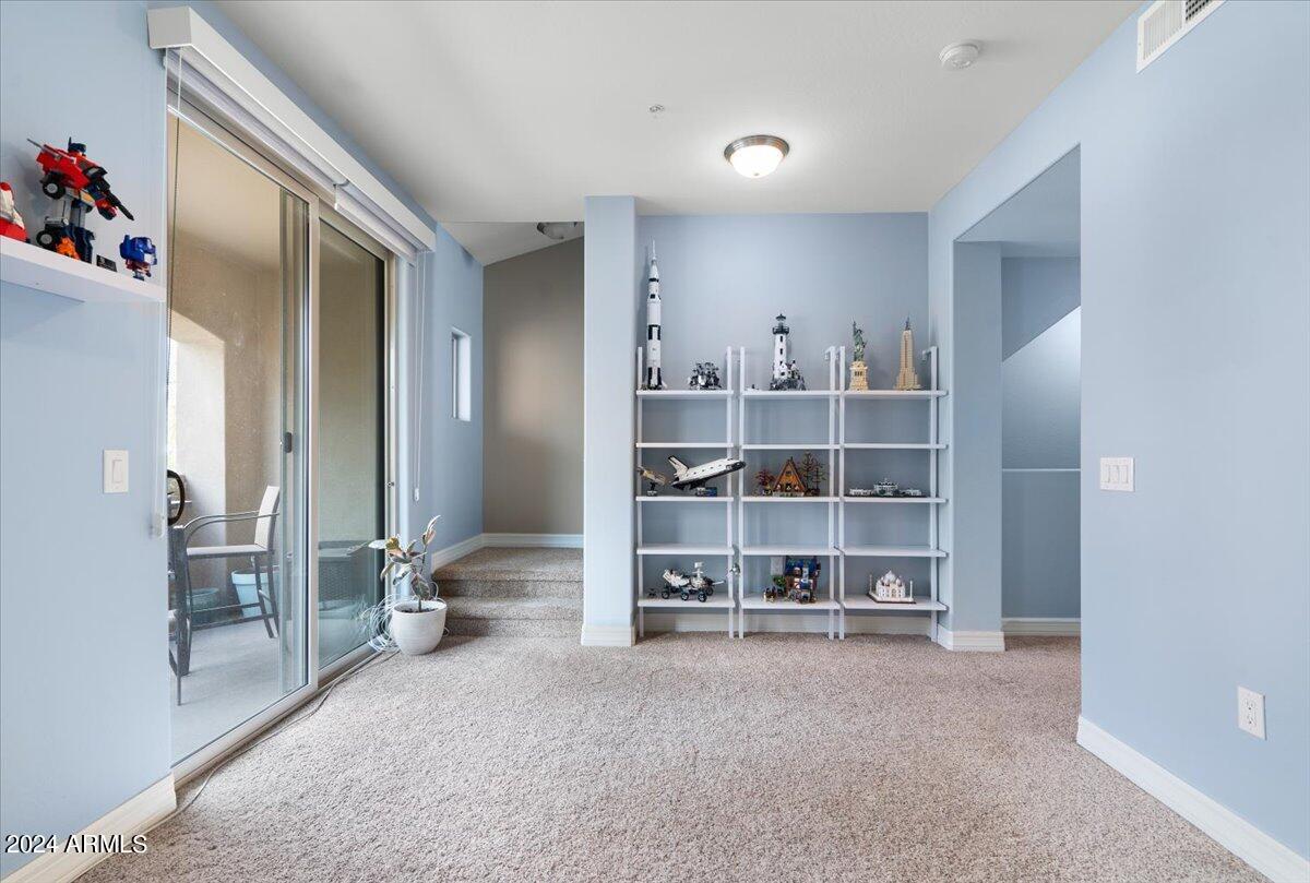 2821 S SKYLINE Drive, 115