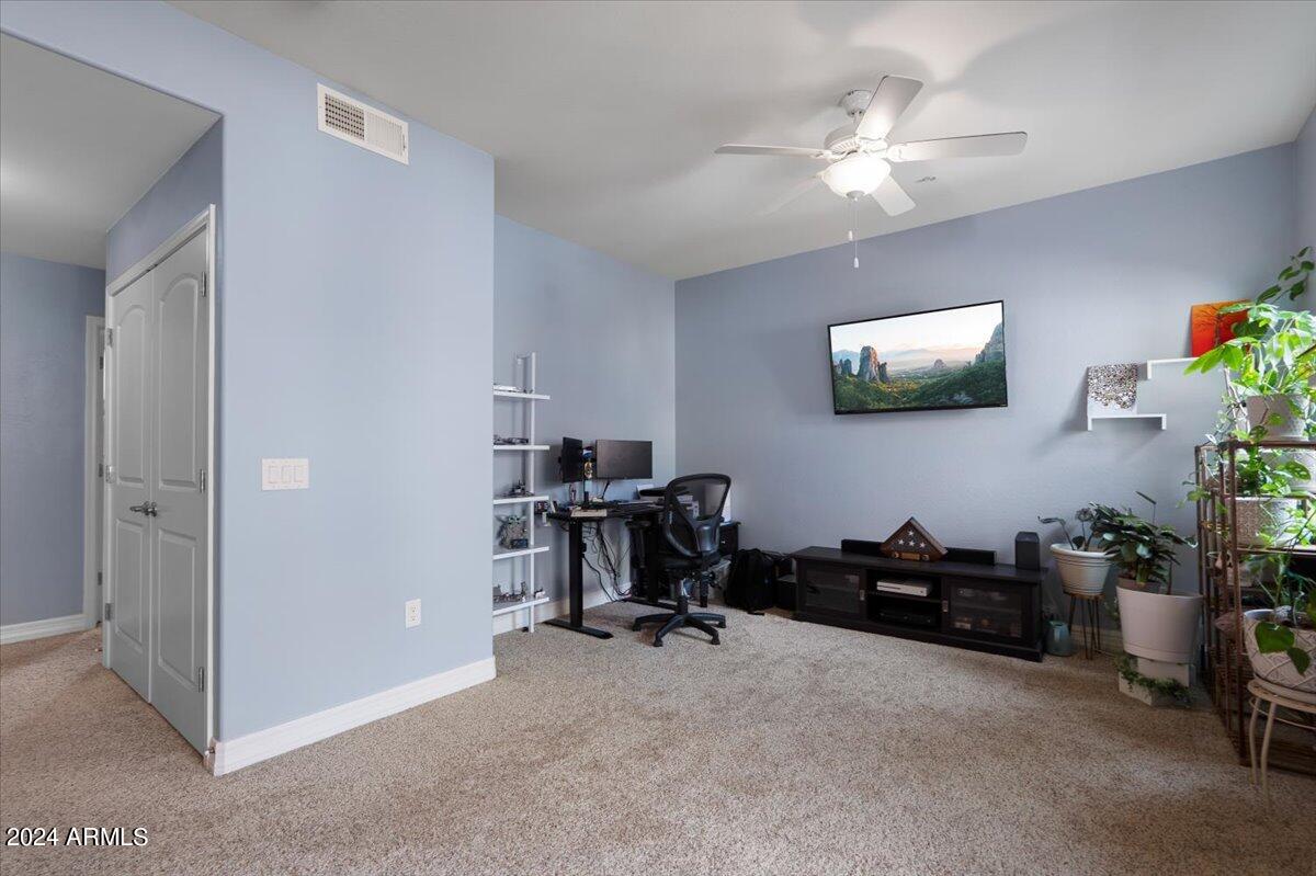 2821 S SKYLINE Drive, 115