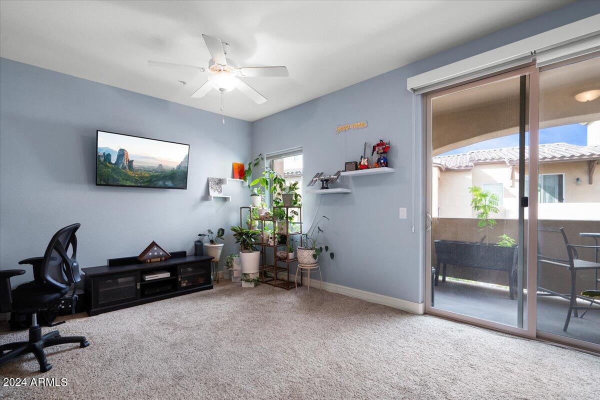 2821 S SKYLINE Drive, 115