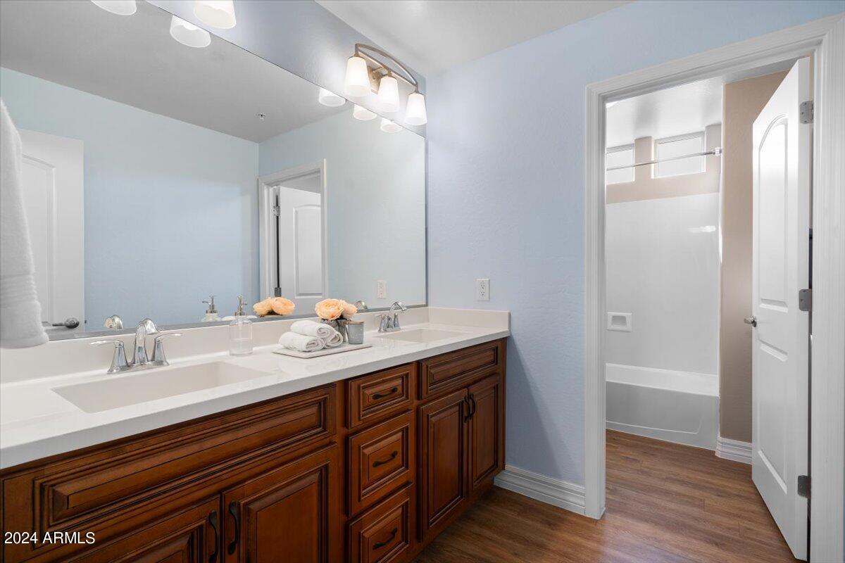 2821 S SKYLINE Drive, 115
