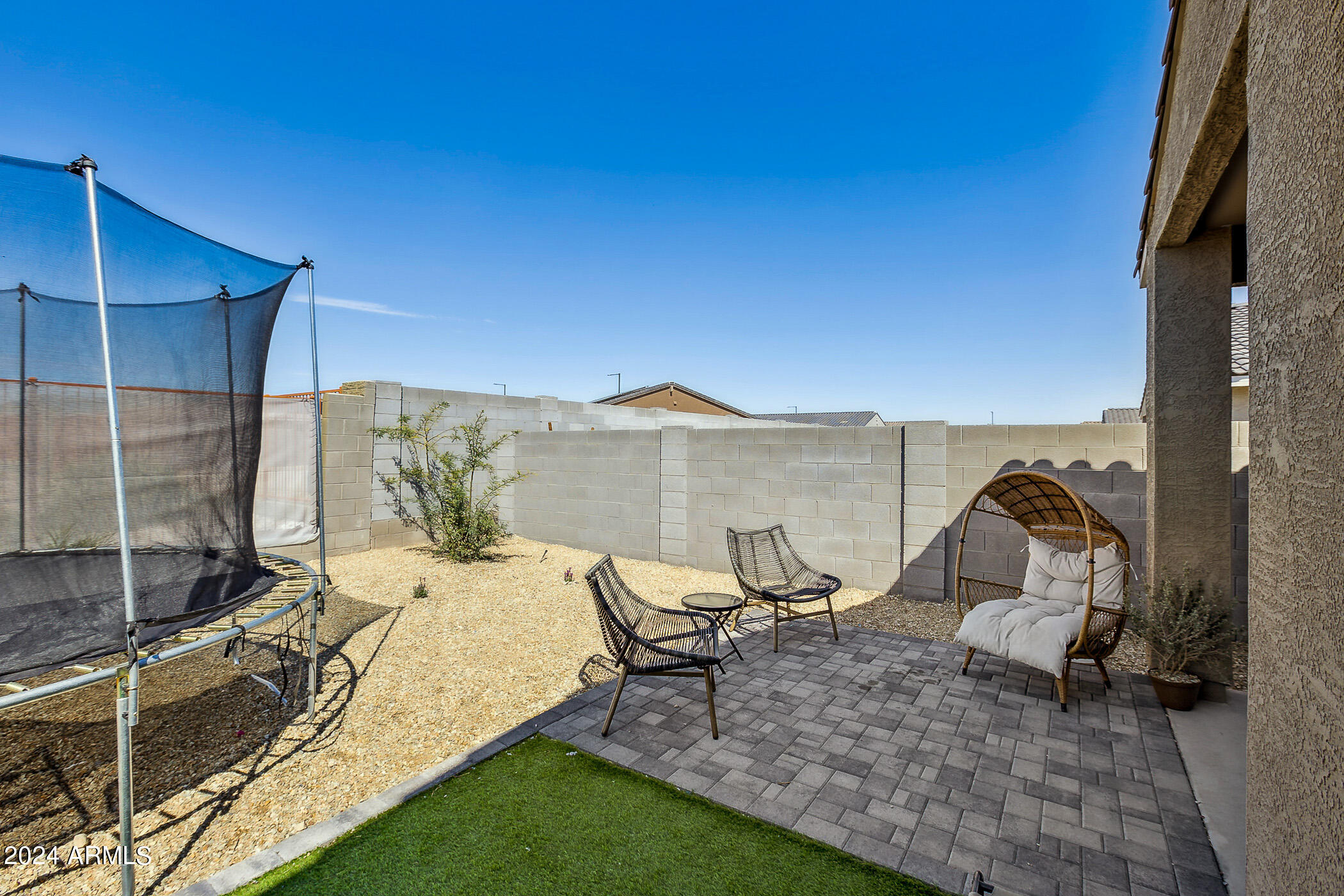 22384 W HOPI Street