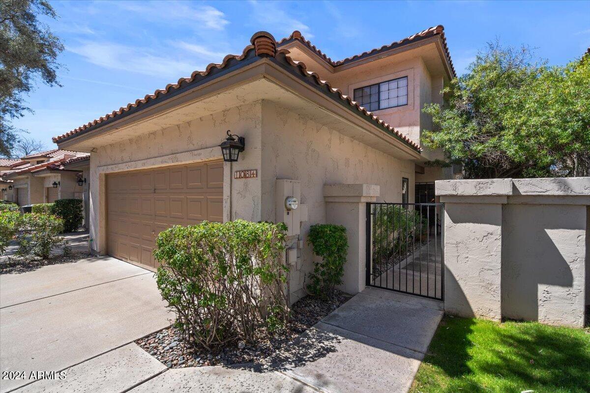 9705 E MOUNTAIN VIEW Road, 1084