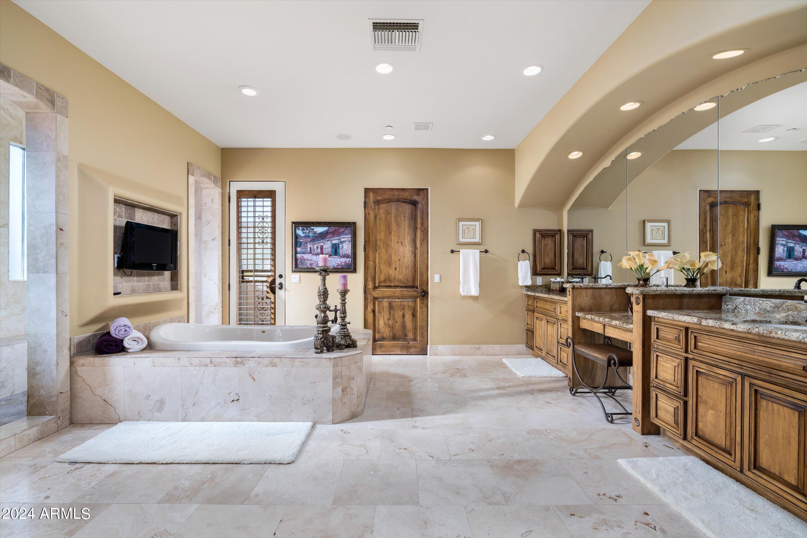 15211 E WHISPER DRAW Drive