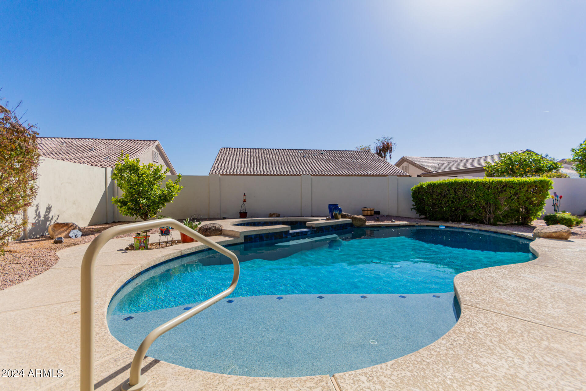1323 W INDIGO Drive