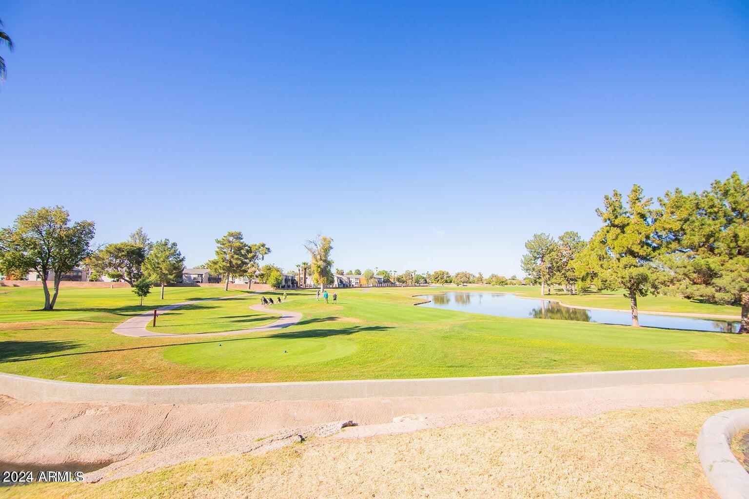 2524 S EL PARADISO, 114