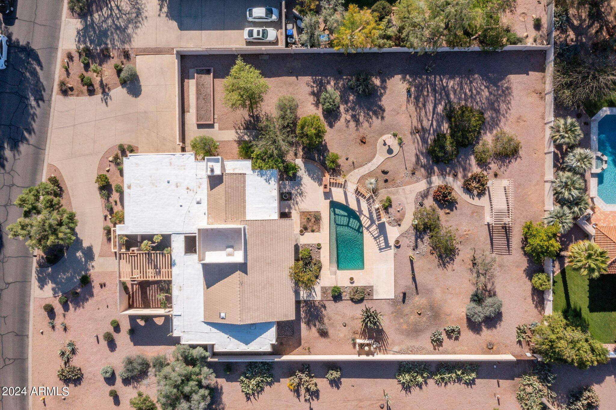4914 E CHERYL Drive