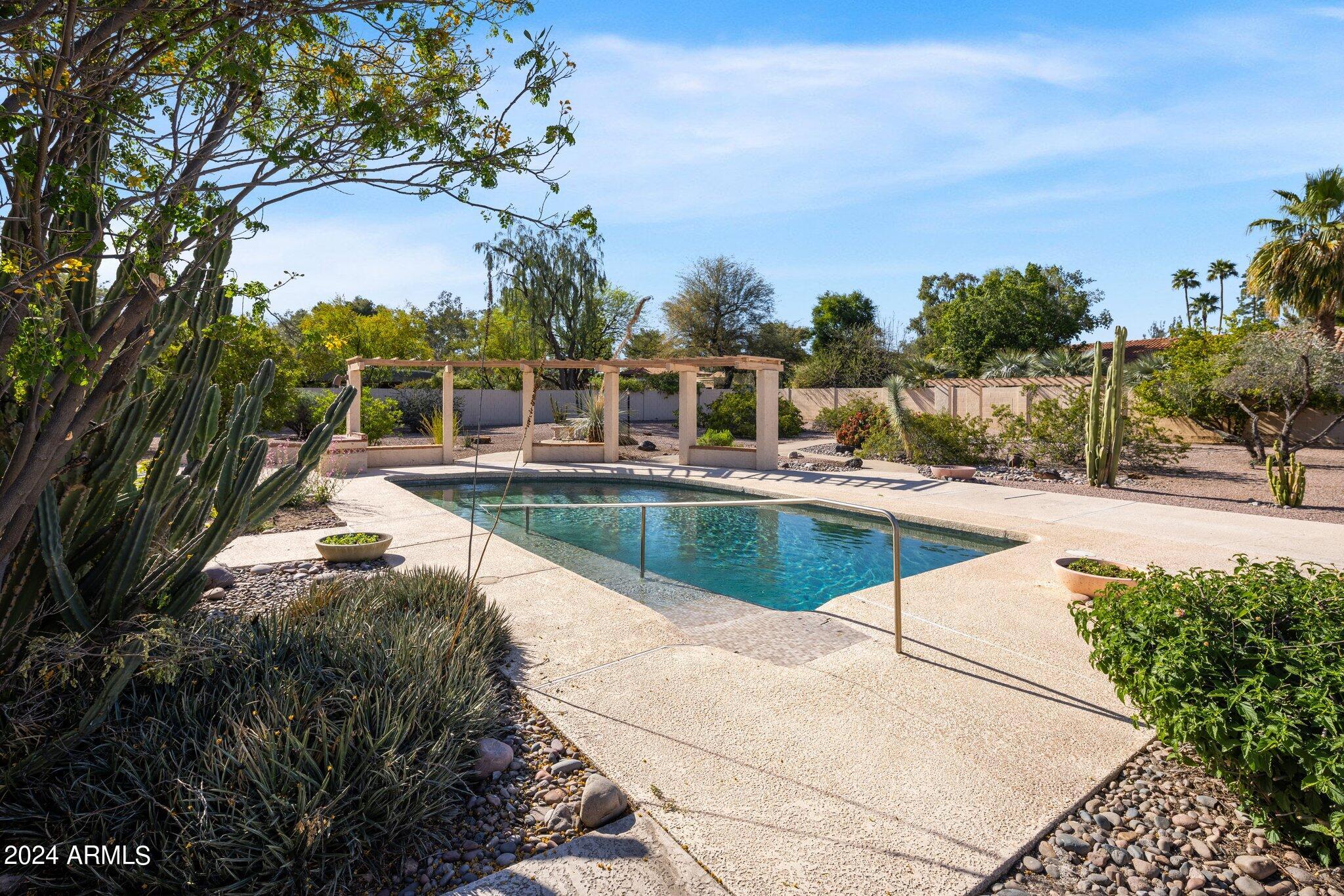 4914 E CHERYL Drive