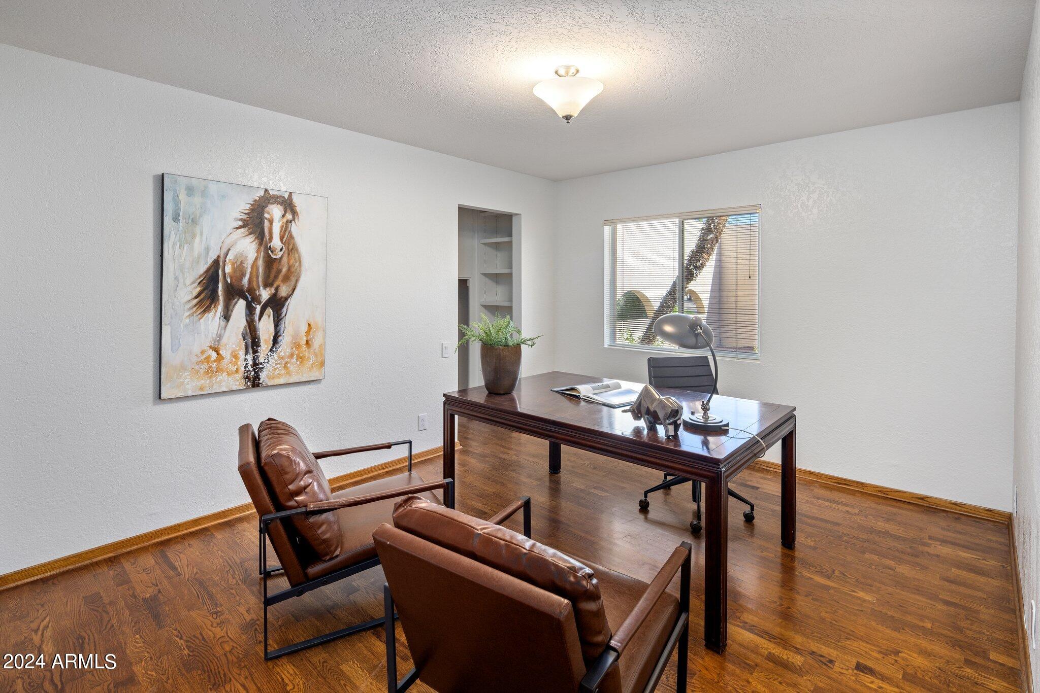 4914 E CHERYL Drive