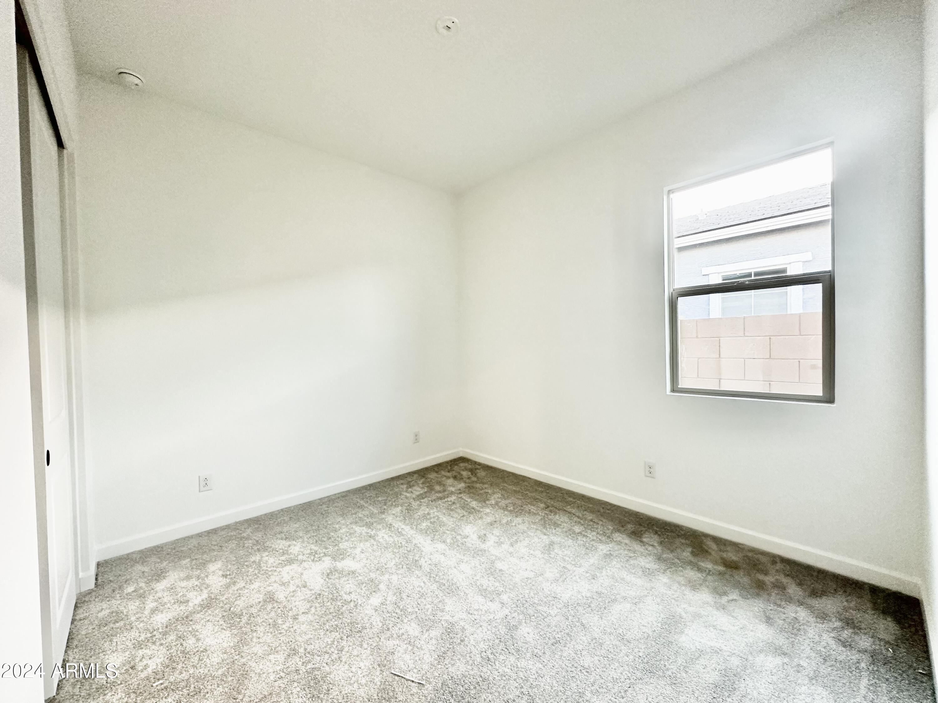 22661 E LORDS Way
