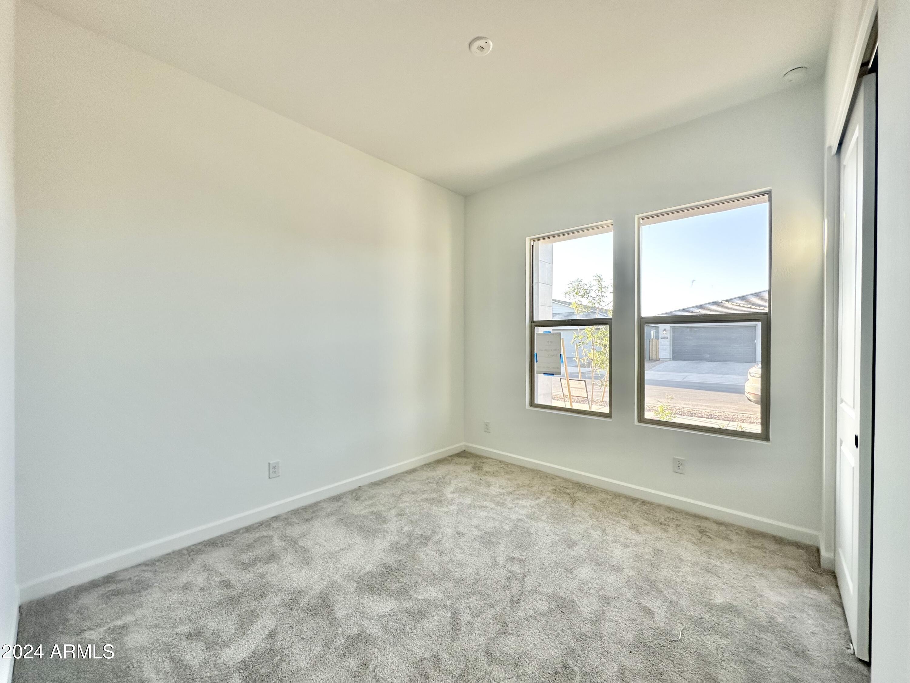 22661 E LORDS Way