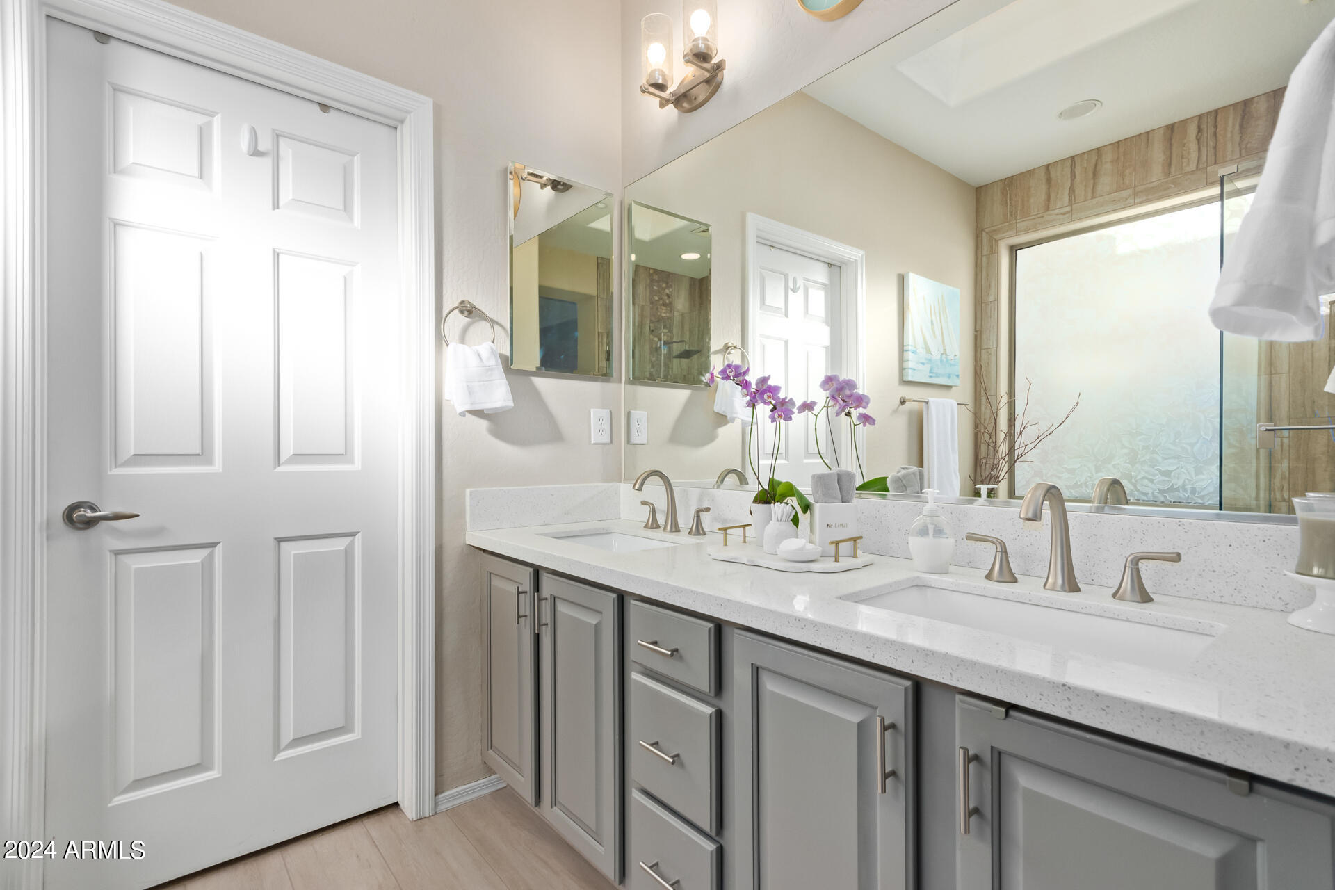 2151 W VALHALLA Court