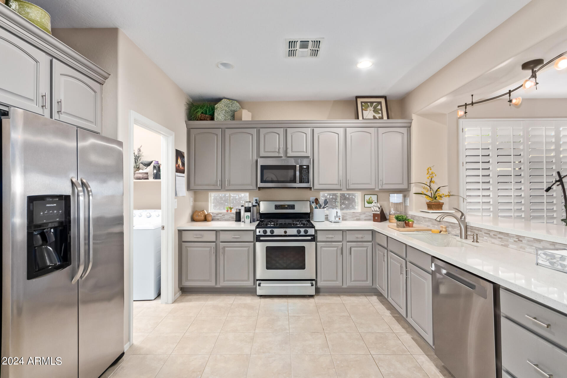 2151 W VALHALLA Court