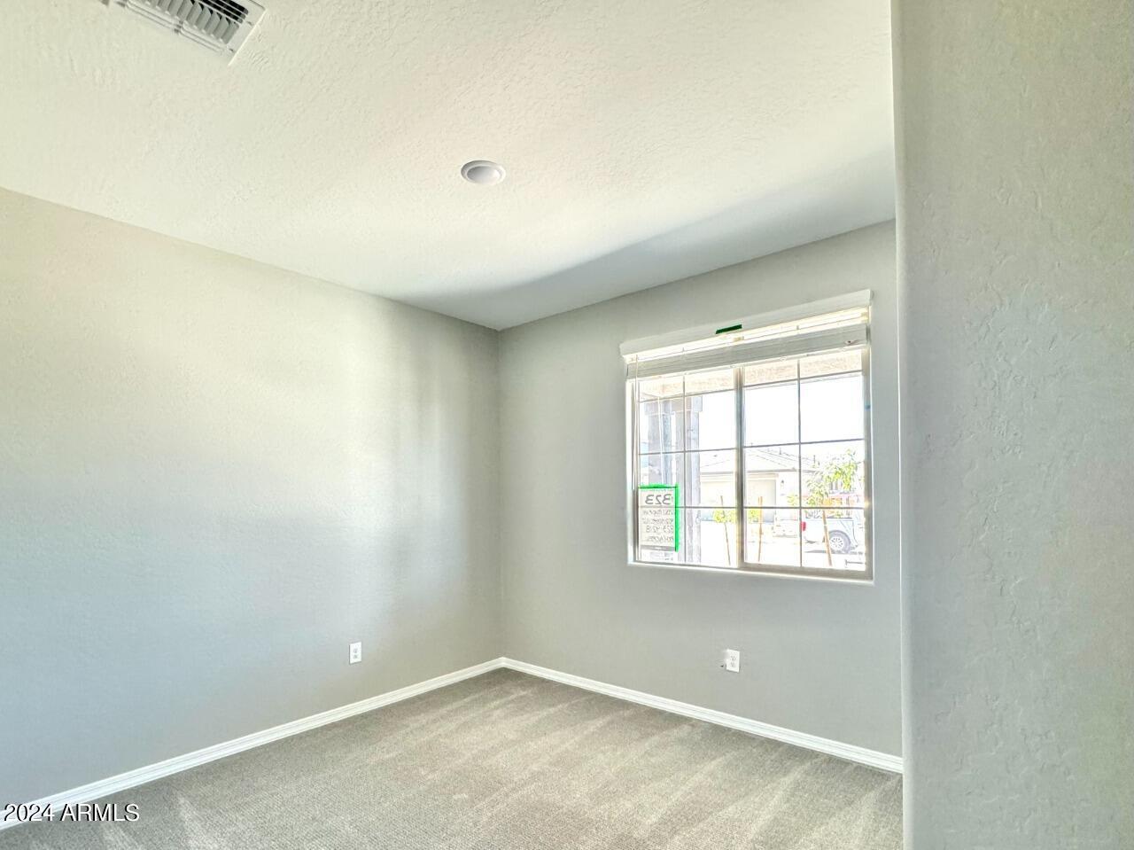 22936 E ROUNDUP Way